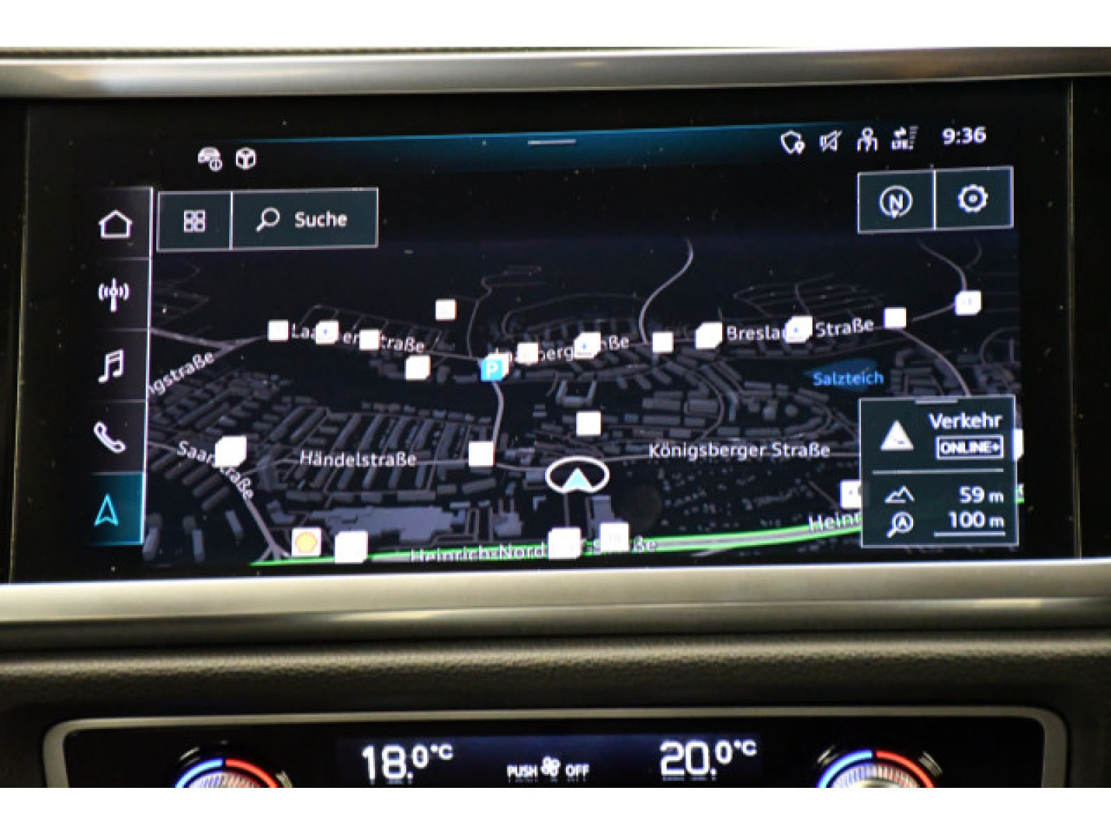 Audi - Q3_9