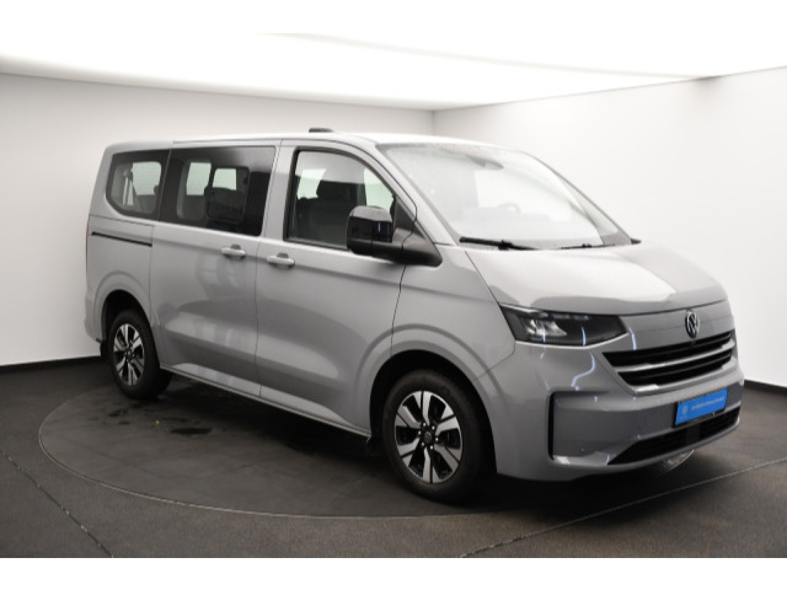 Volkswagen - T7 Caravelle_16