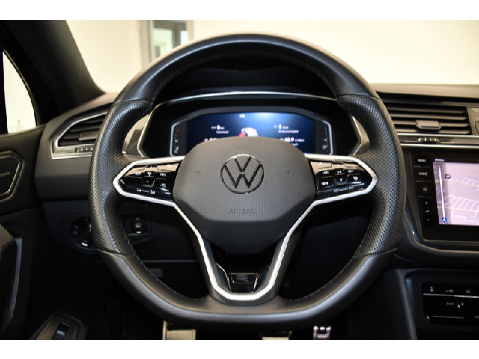 Volkswagen - Tiguan Allspace_5