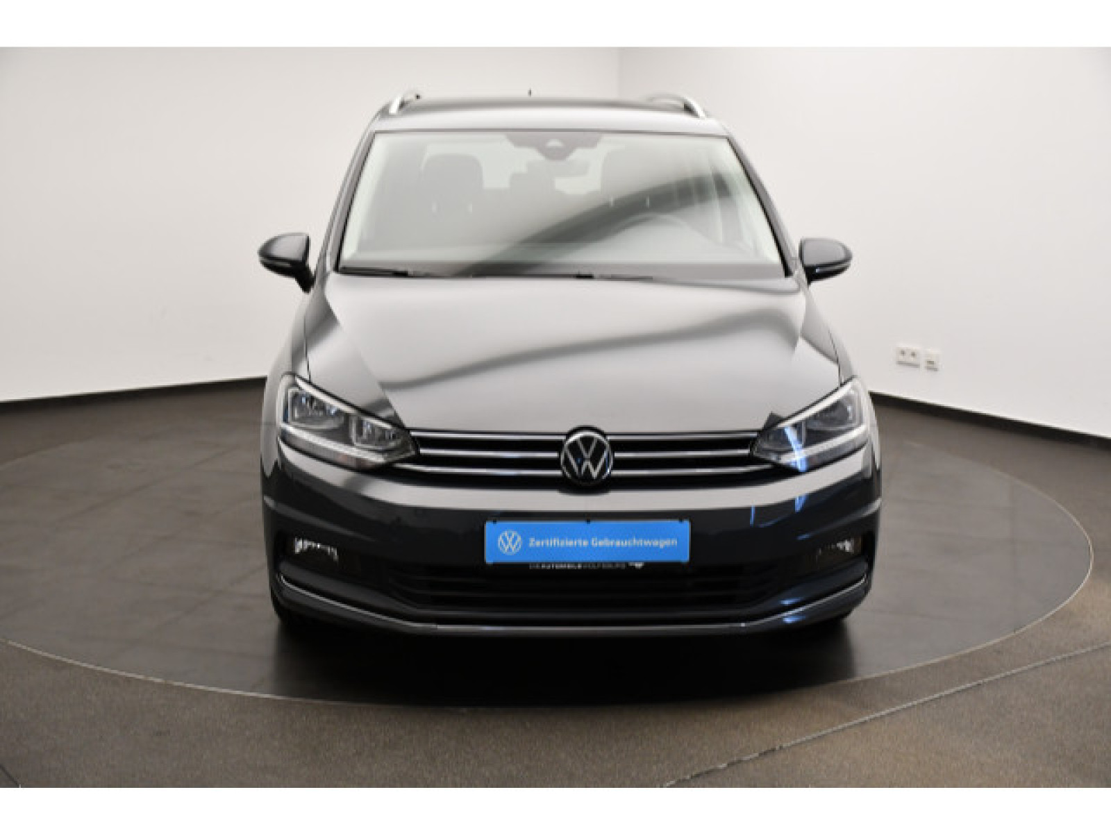 Volkswagen - Touran_19