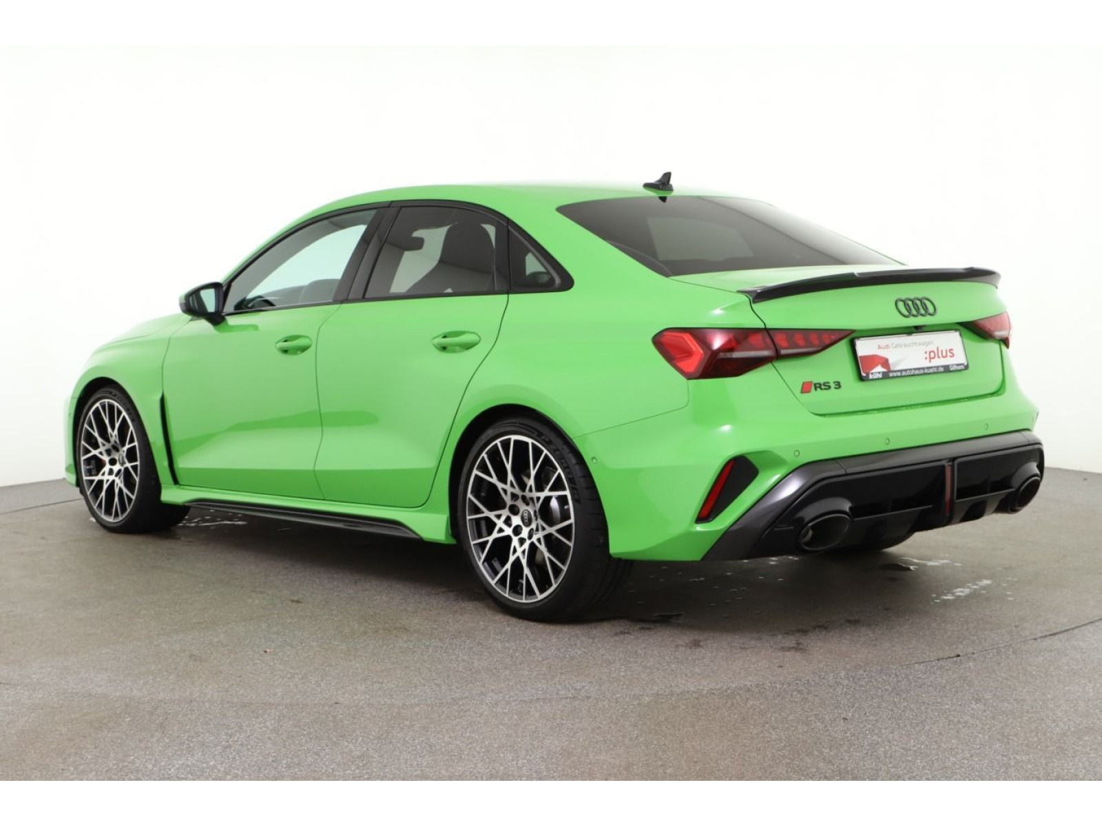 diagonalansicht-hinten-aussen