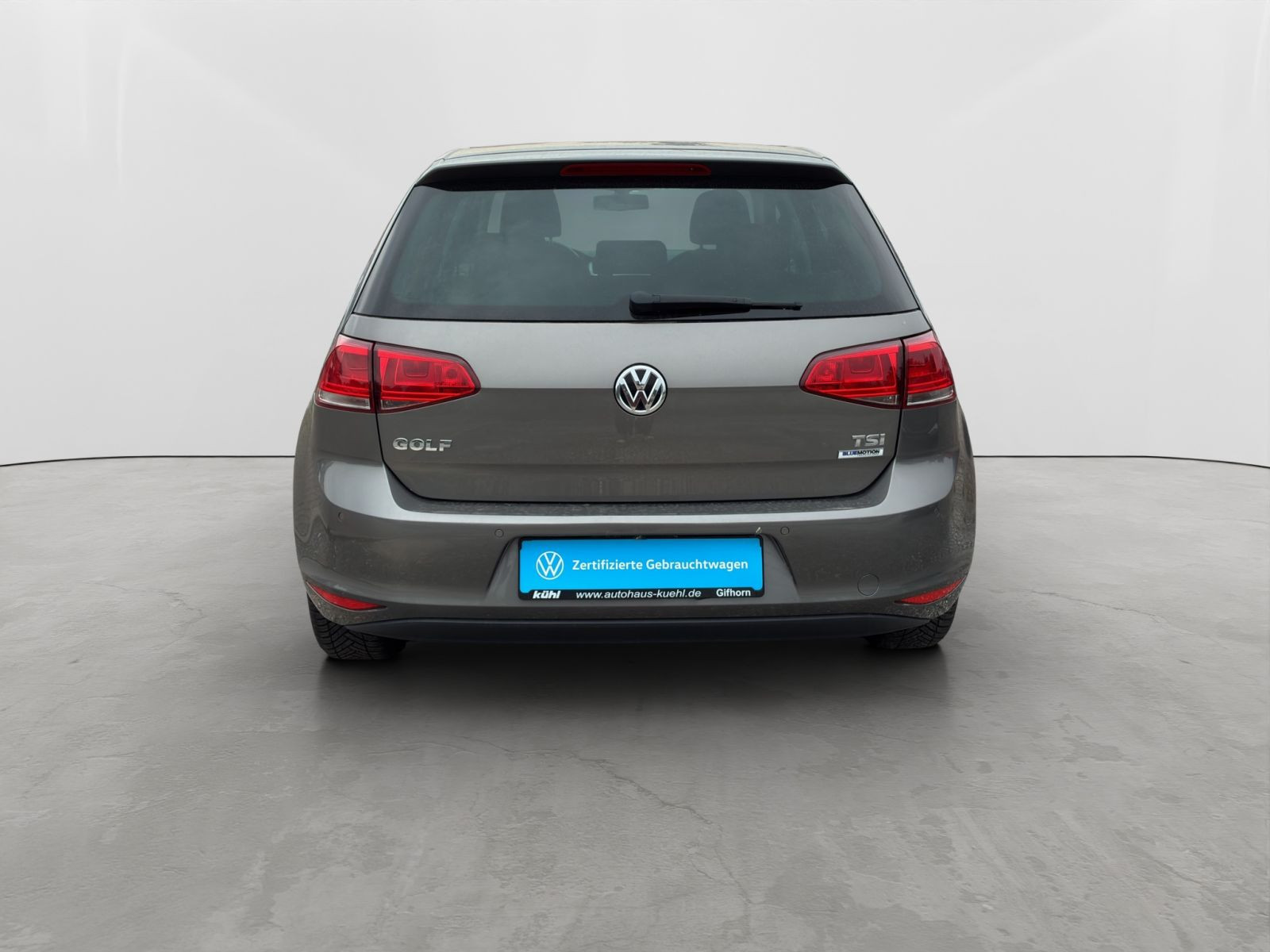 Volkswagen - Golf_4