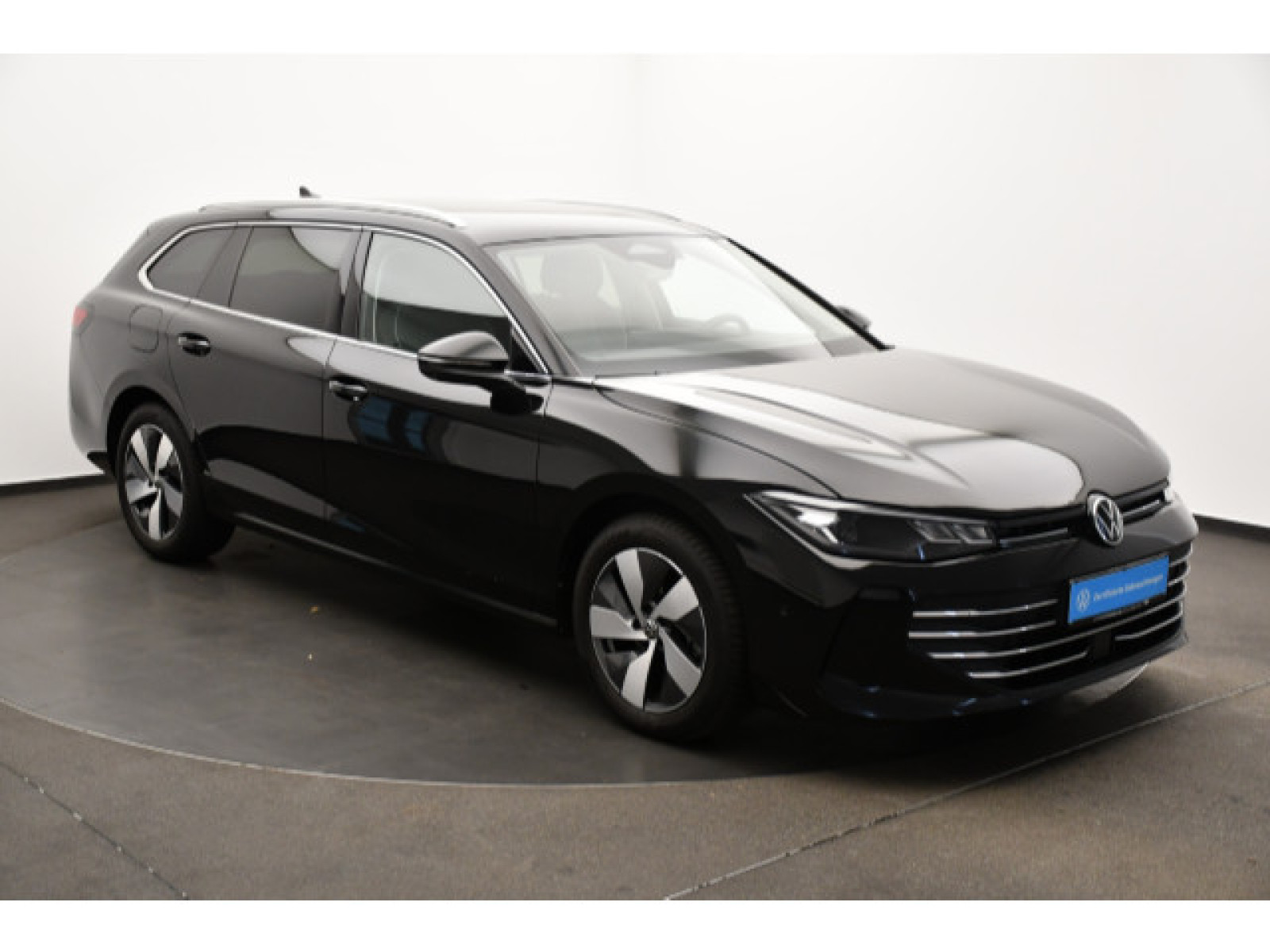 Volkswagen - Passat_14
