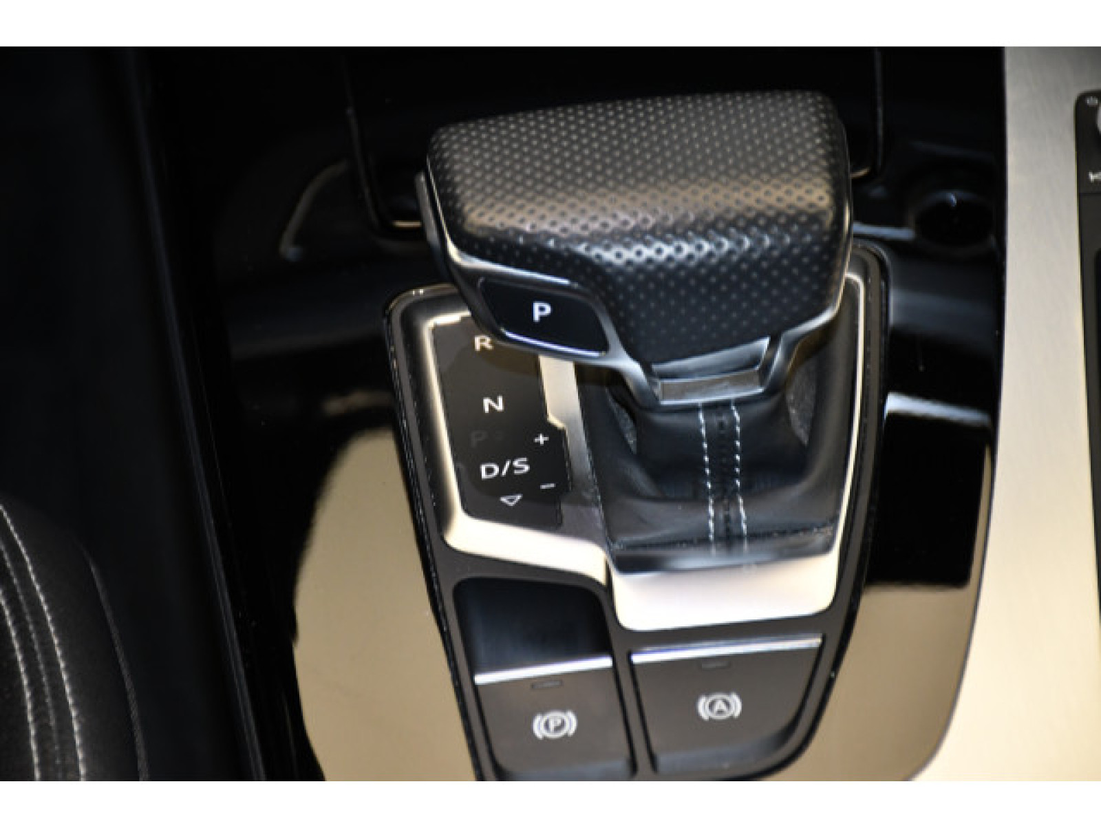 Audi - Q5_6