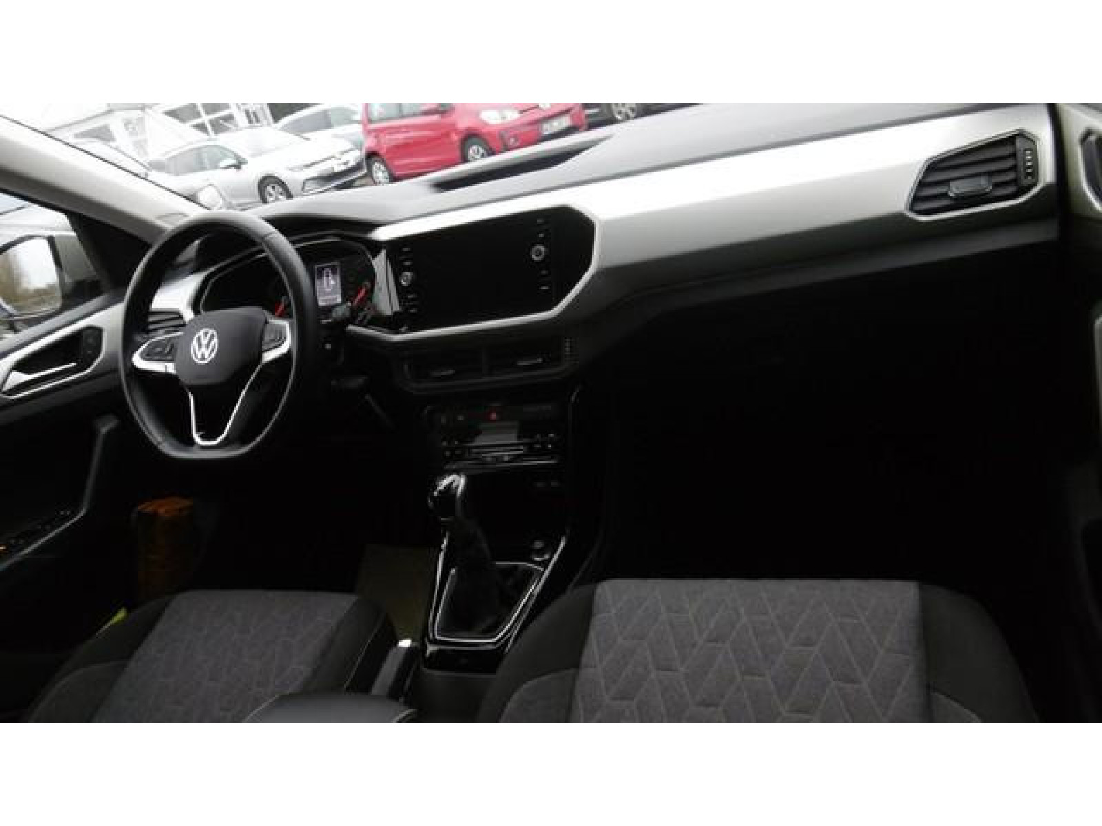 Volkswagen - T-Cross_14