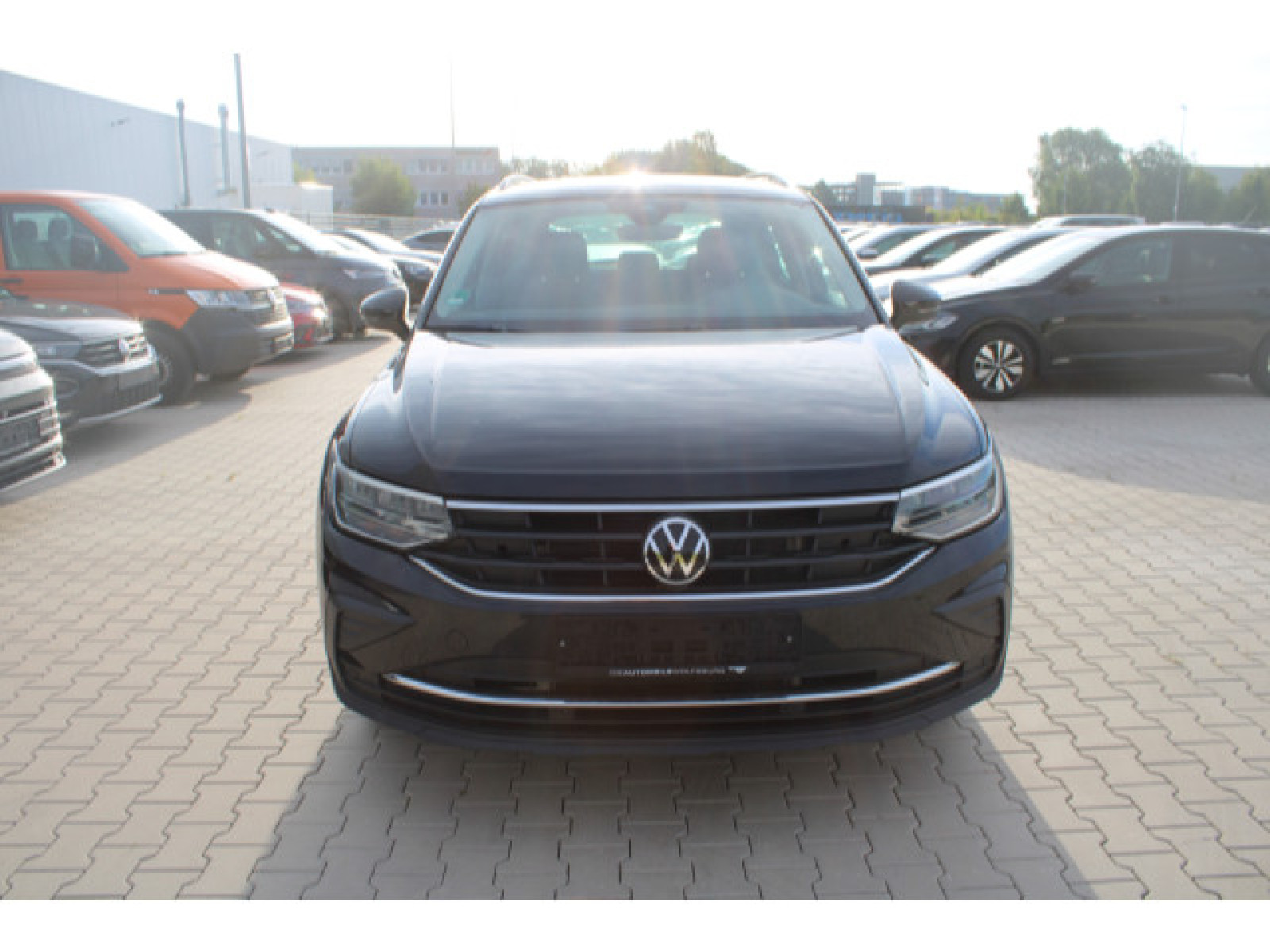 Volkswagen - Tiguan_10
