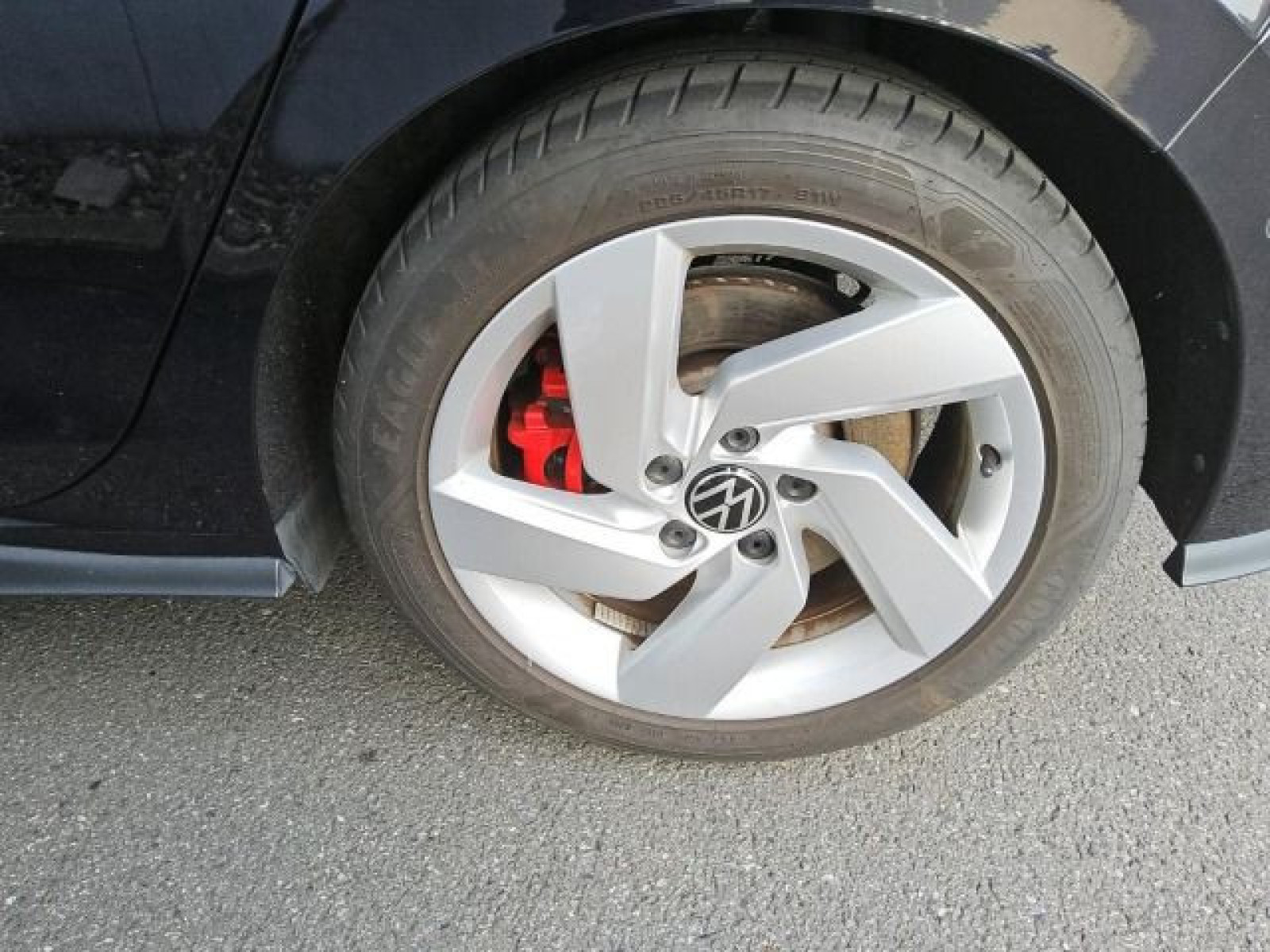 Volkswagen - Golf GTI_5