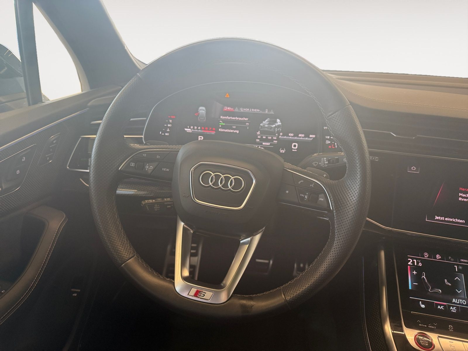 Audi - SQ7_13
