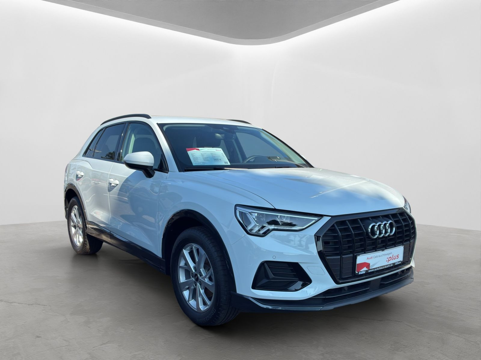 Audi - Q3_8