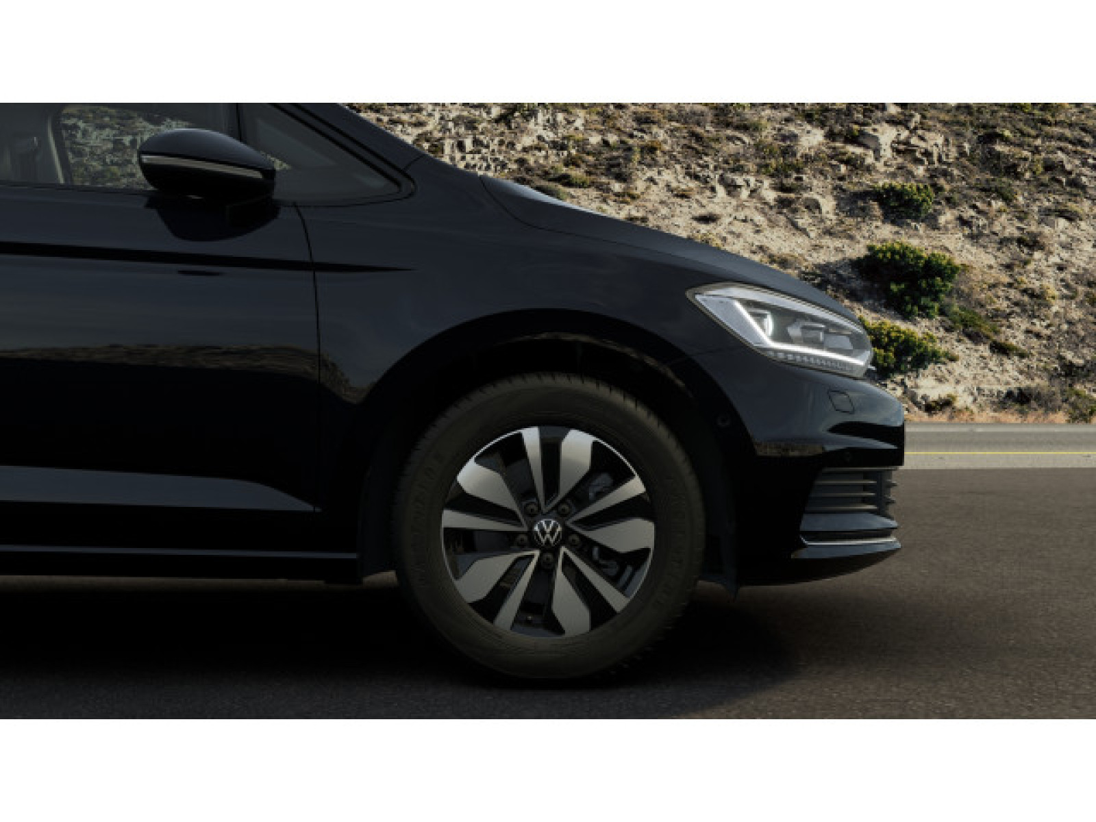 Volkswagen - Touran_4