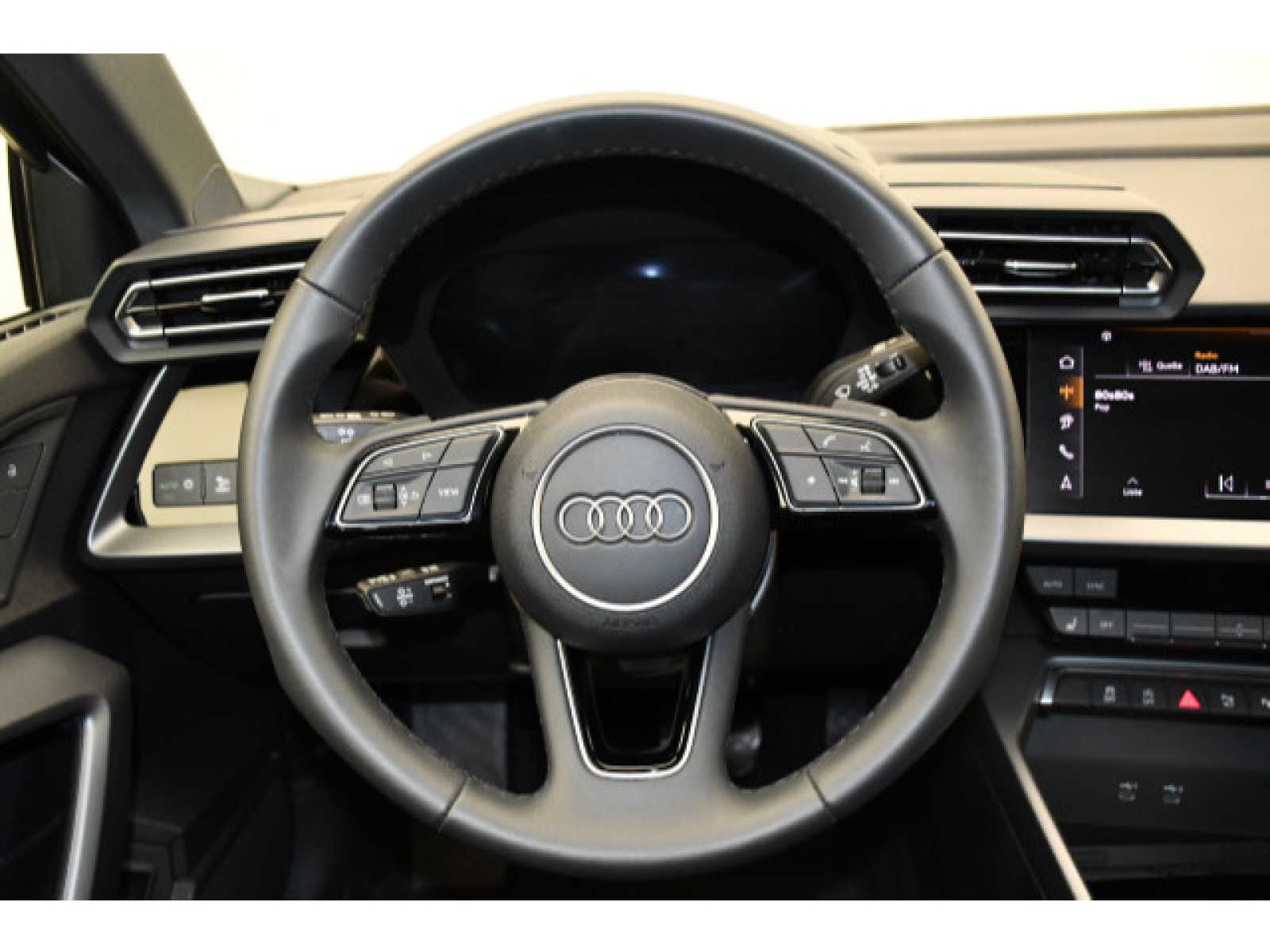 Audi - A3 Limousine_6
