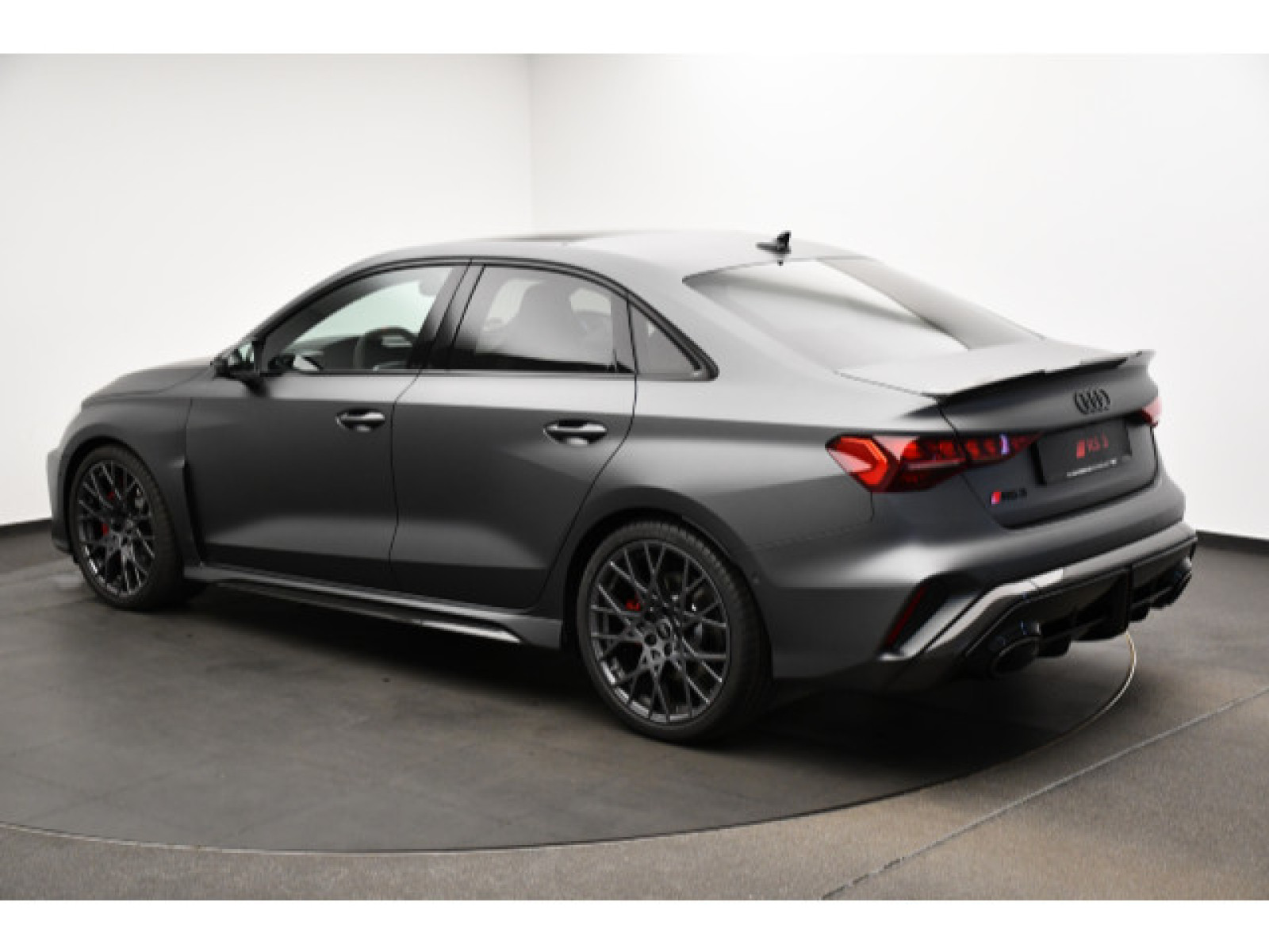Audi - RS 3 Limousine_17