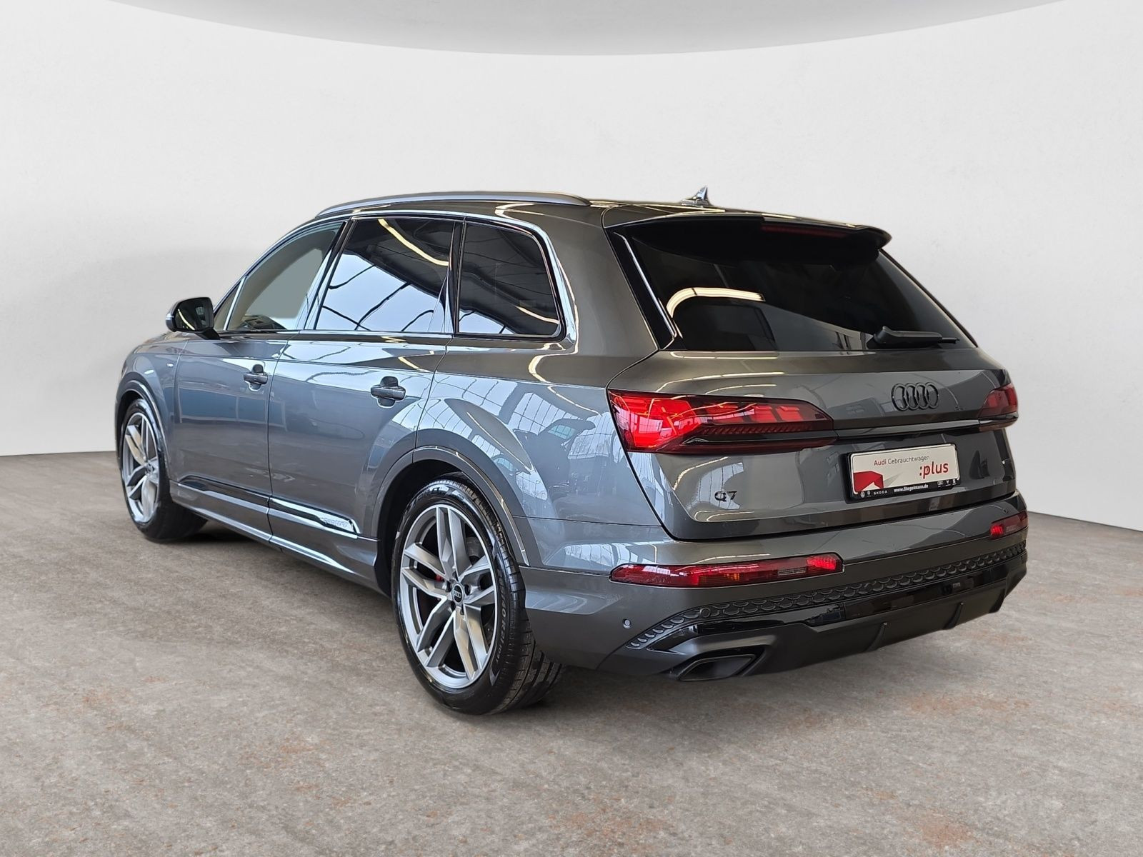 Audi - Q7_4