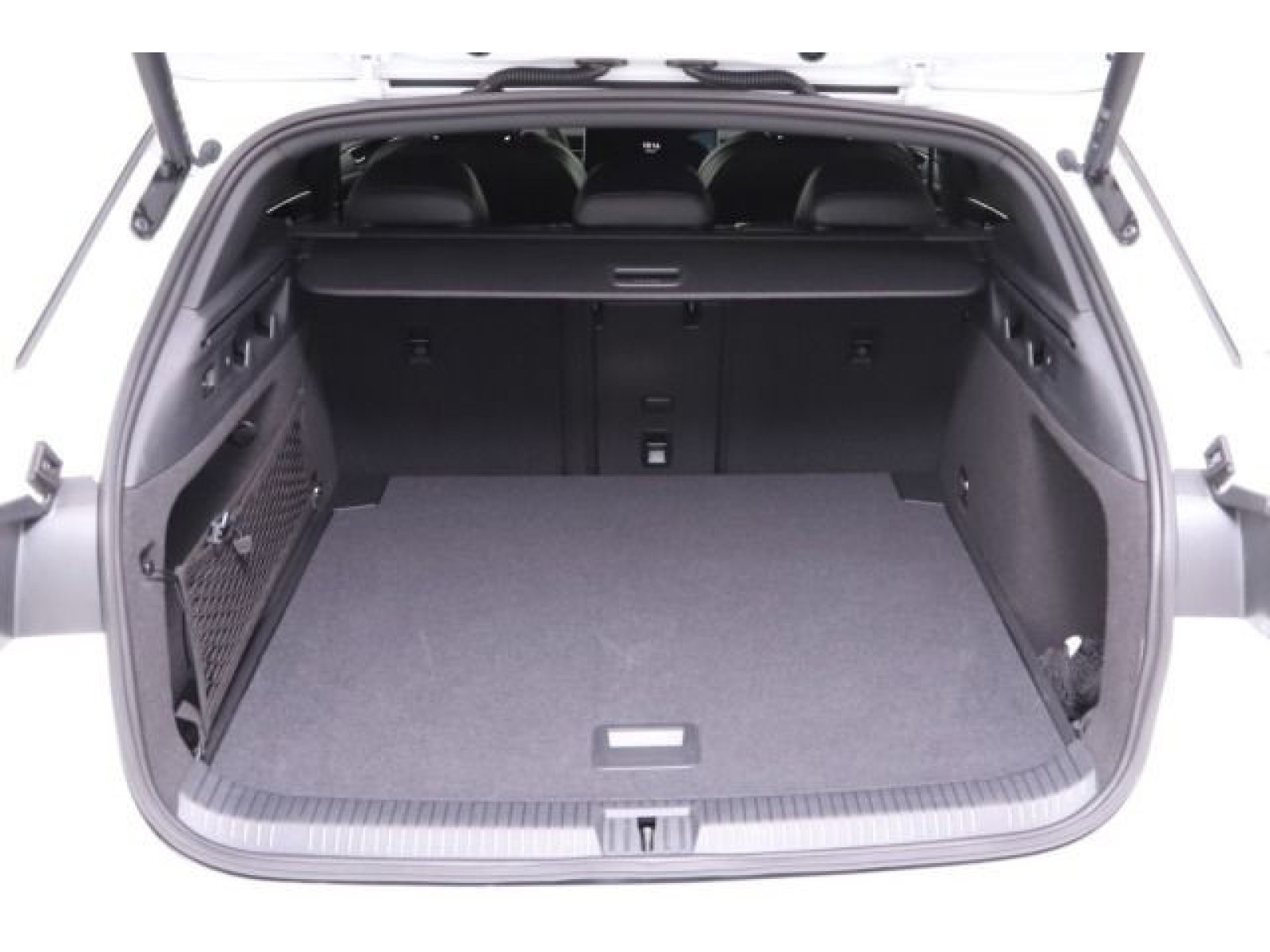 Volkswagen - ID.7 Tourer_14