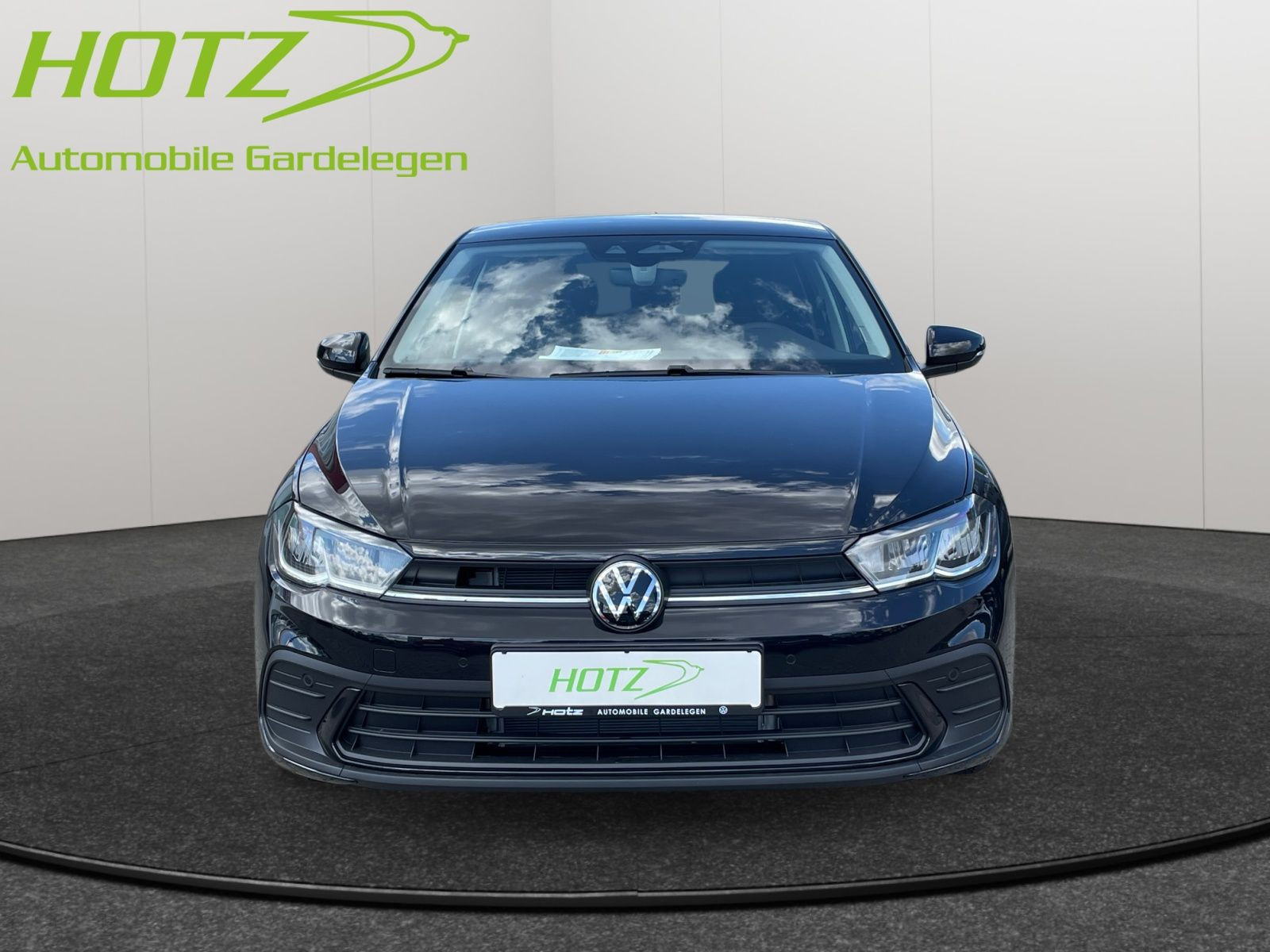 Volkswagen - Polo_9