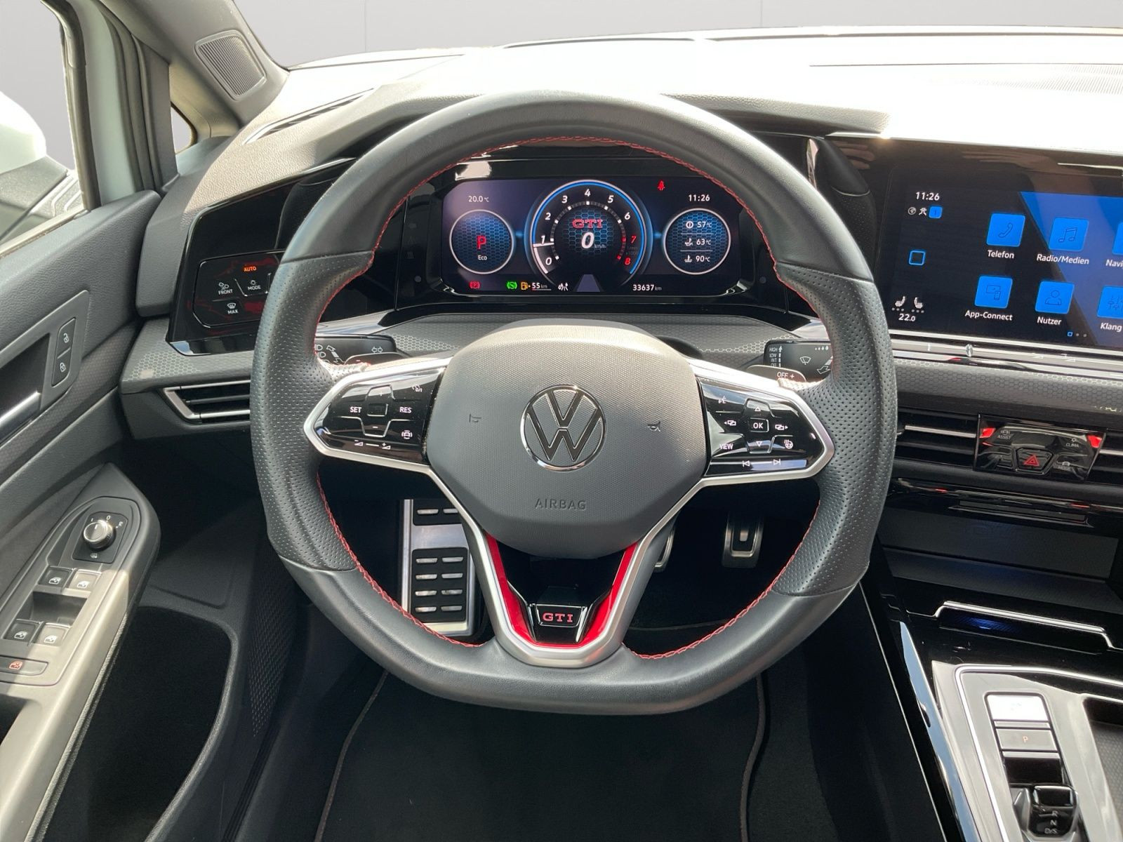 Volkswagen - Golf GTI_12