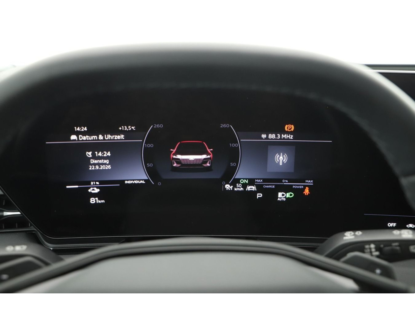 Audi - A6 Avant e-tron_8
