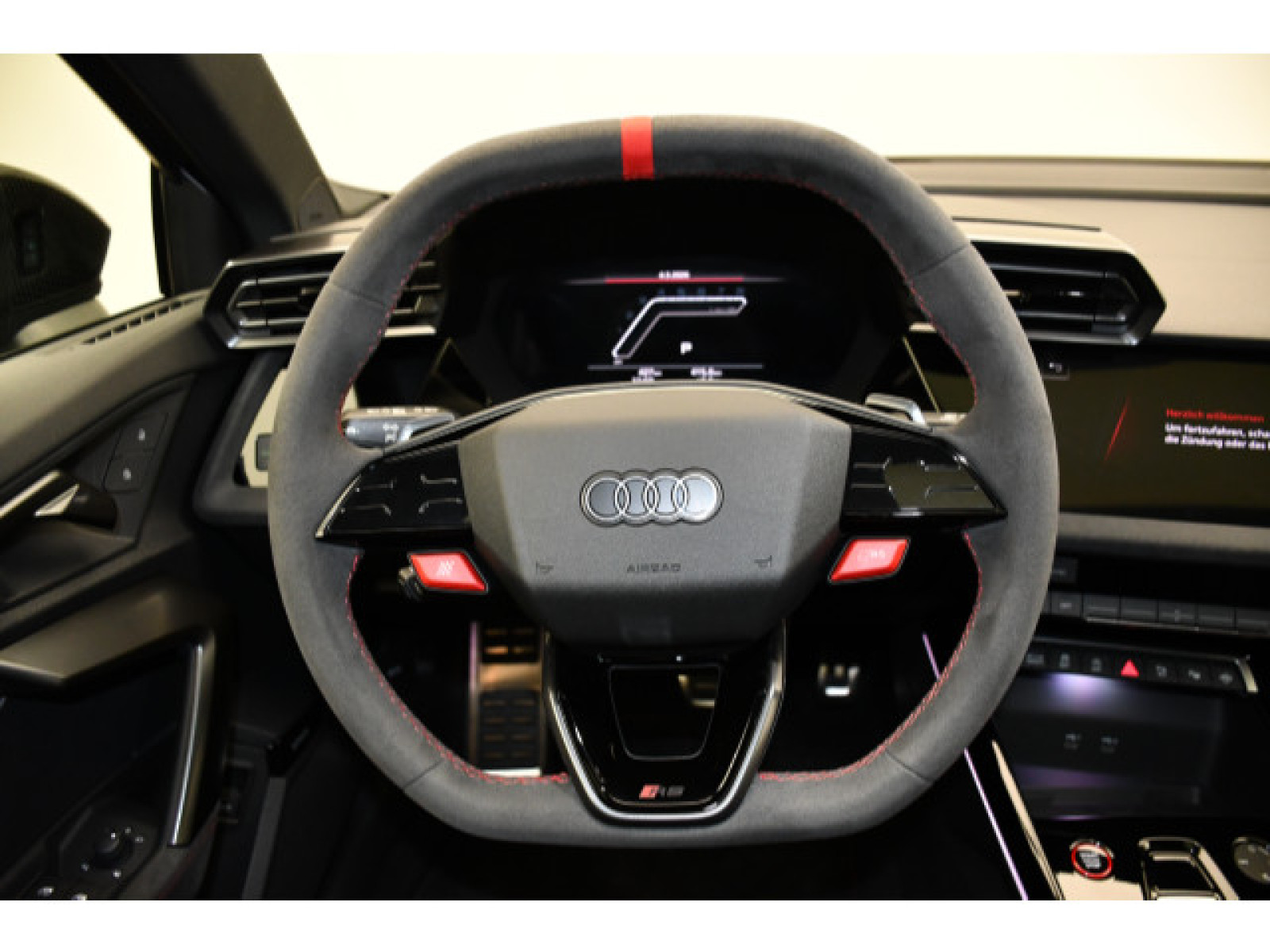 Audi - RS 3 Limousine_6