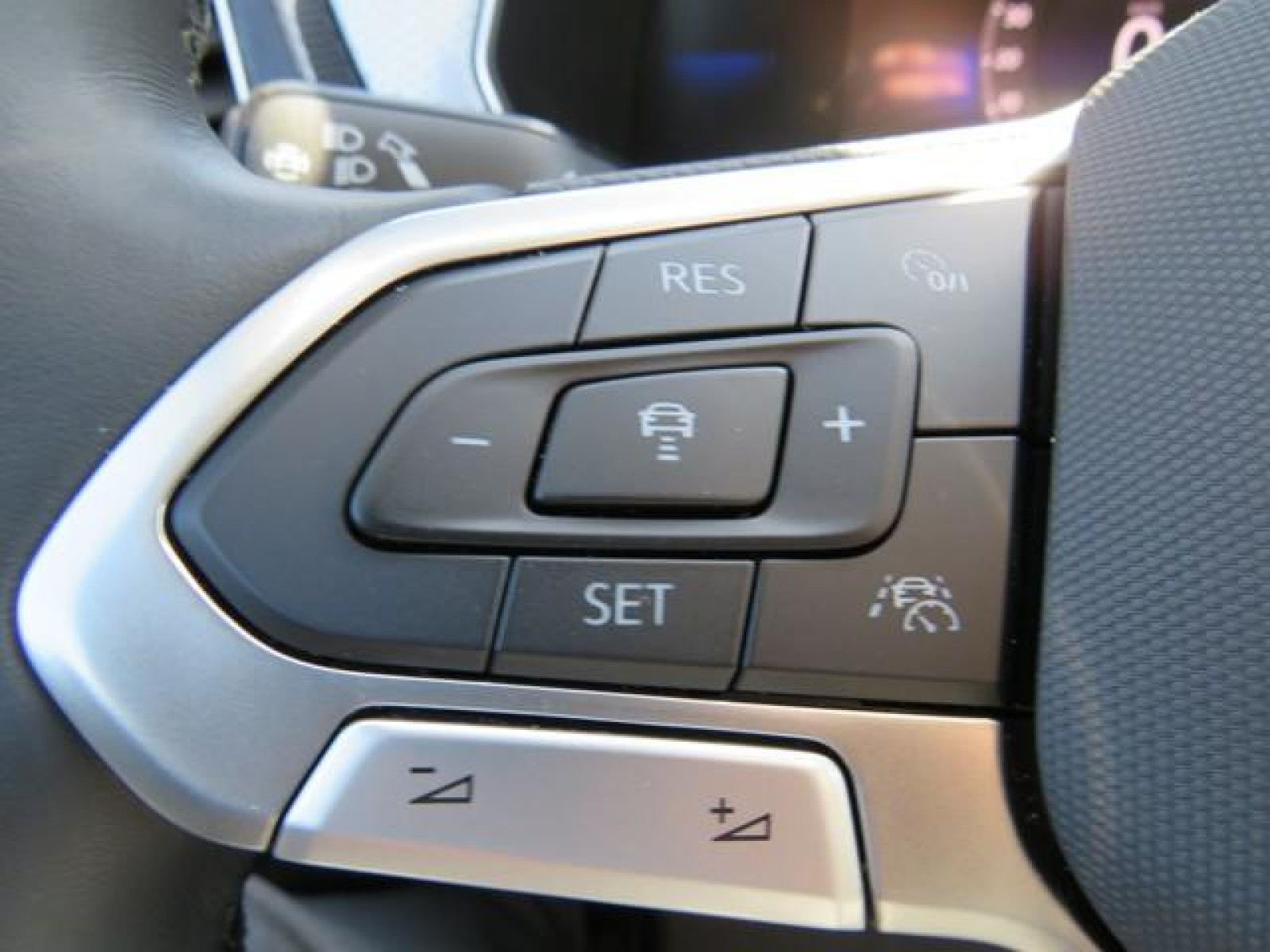 Volkswagen - T-Cross_19