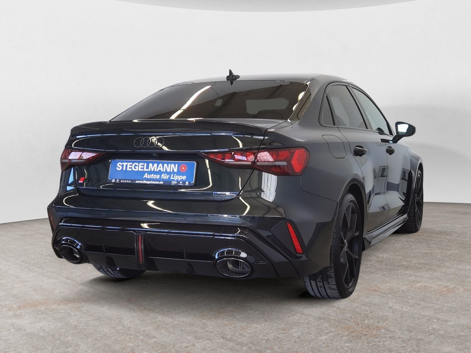 Audi - RS 3 Limousine_7