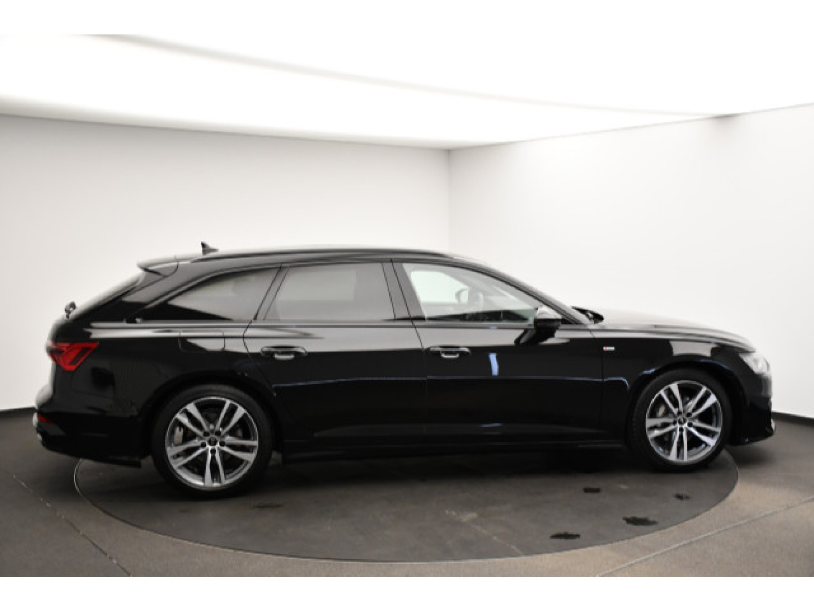 Audi - A6 Avant_19