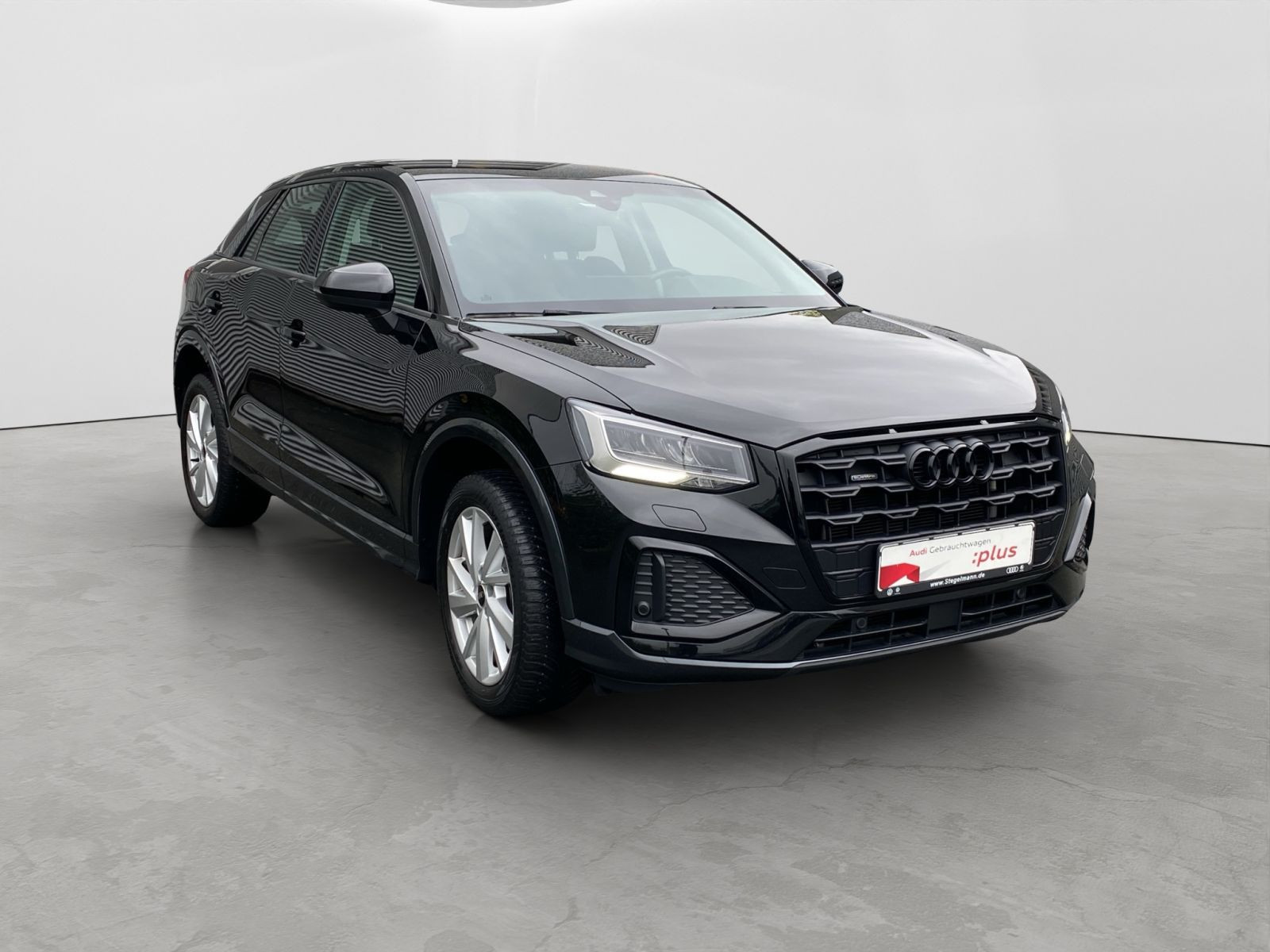 Audi - Q2_8