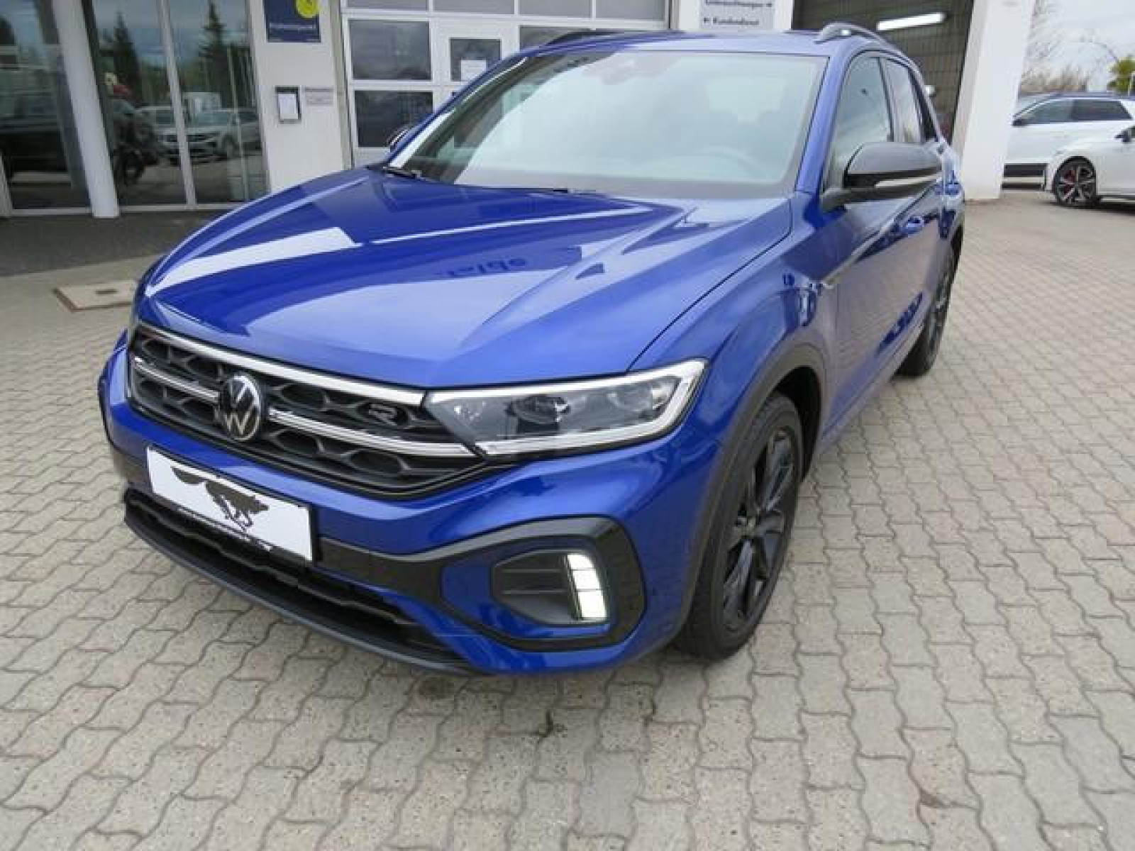 diagonal-frontansicht-aussen