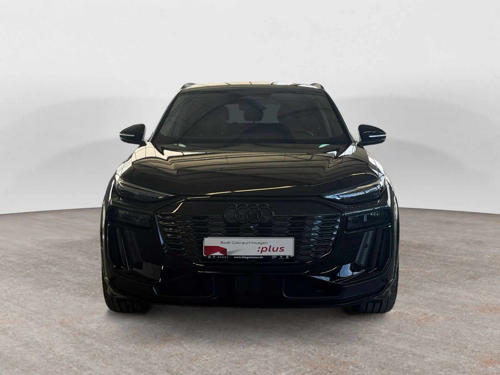 Audi - Q6 e-tron_10