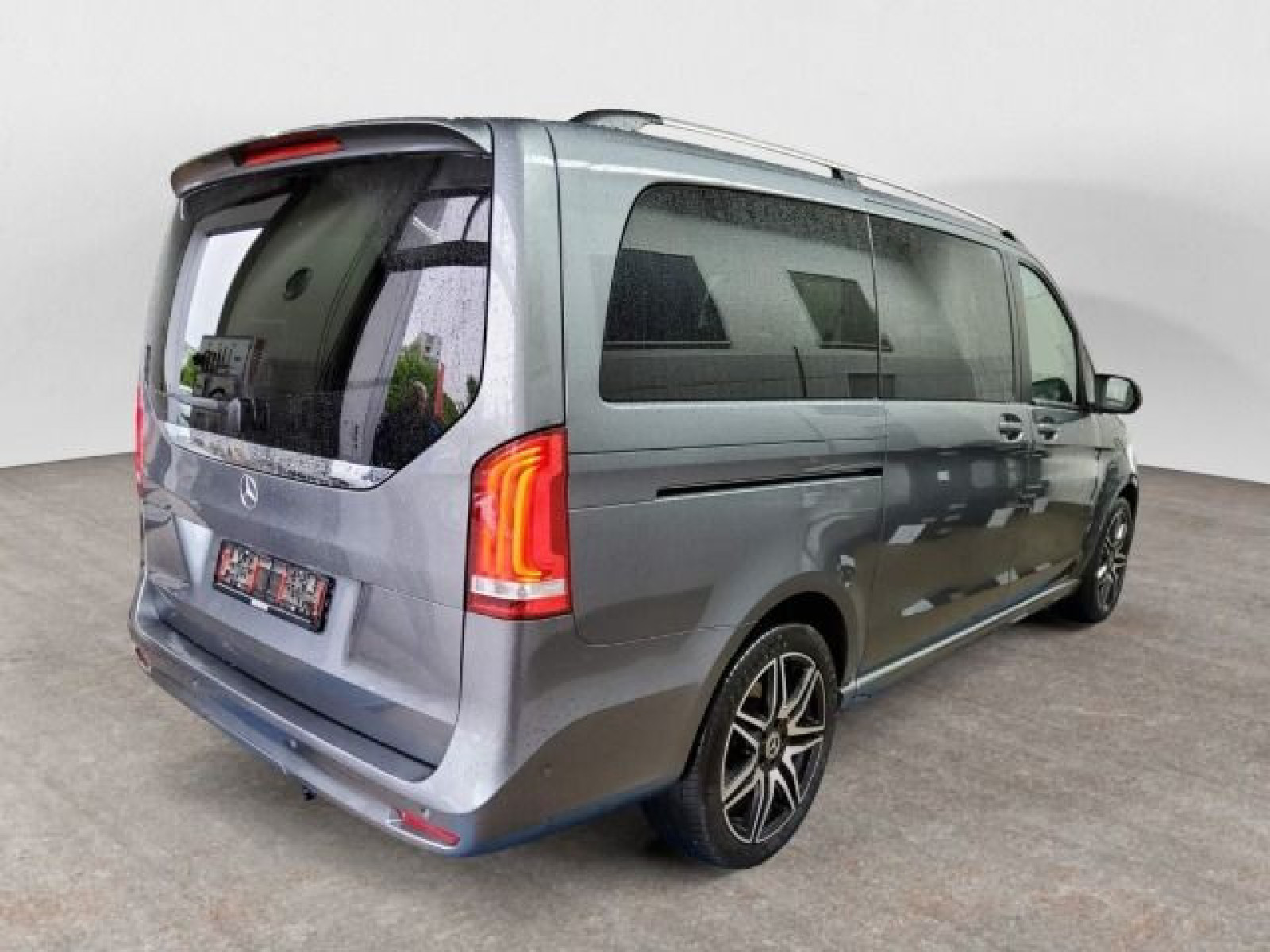 Mercedes-Benz - V 250_3