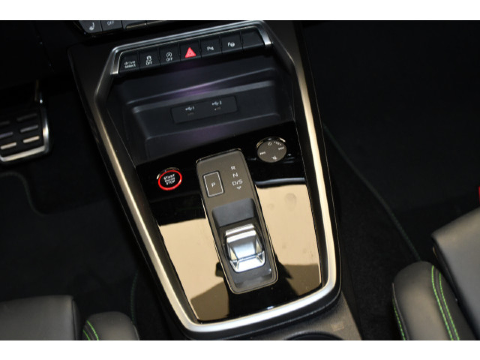 Audi - RS 3 Limousine_8