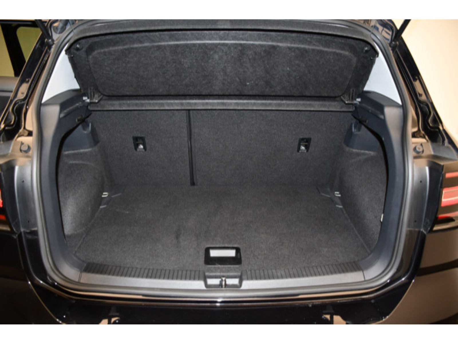 Volkswagen - T-Cross_9
