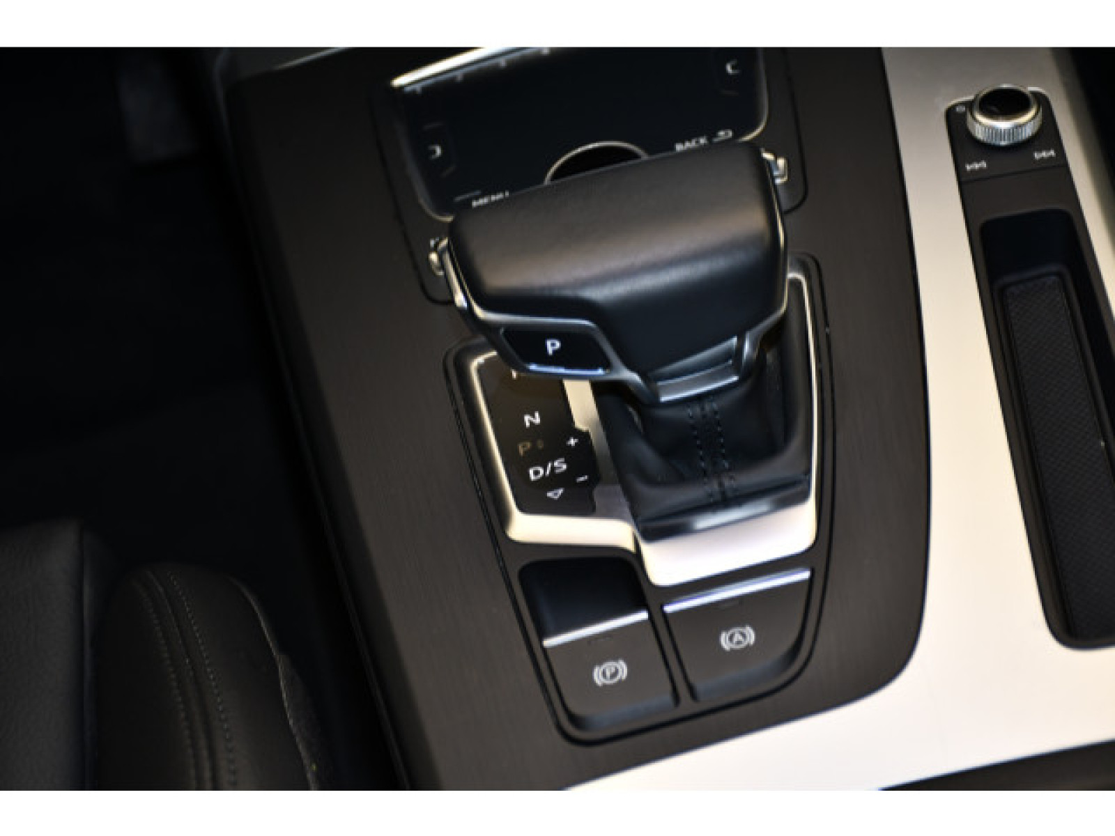 Audi - Q5_6 Audi - Q5_6