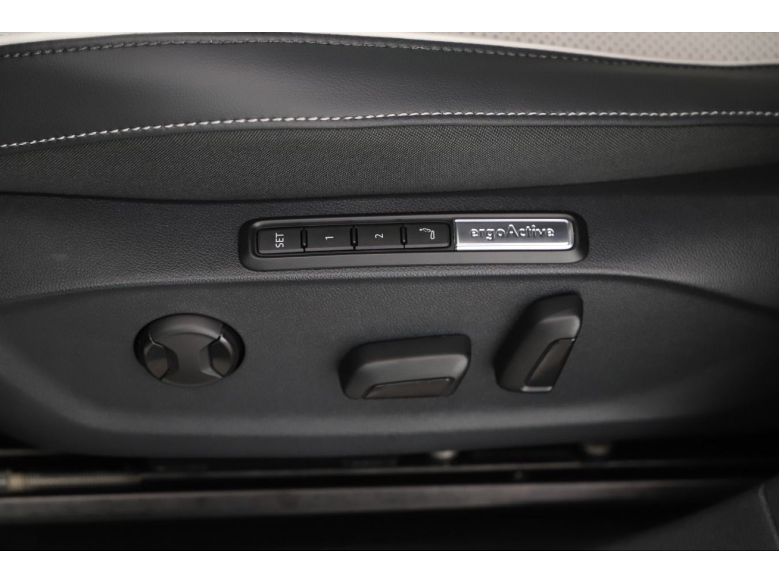 Volkswagen - ID.7_8