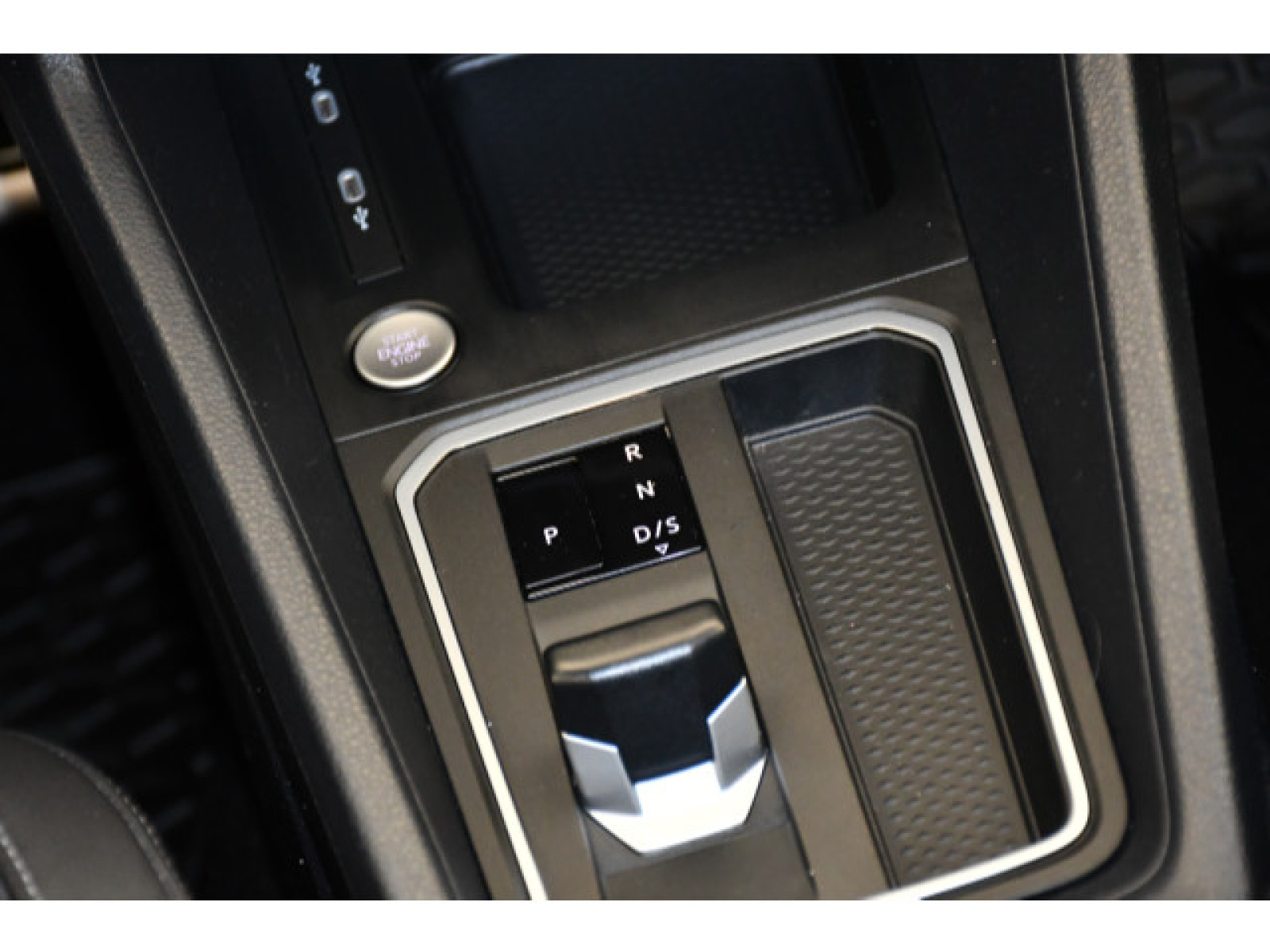 Volkswagen - Caddy Maxi_6