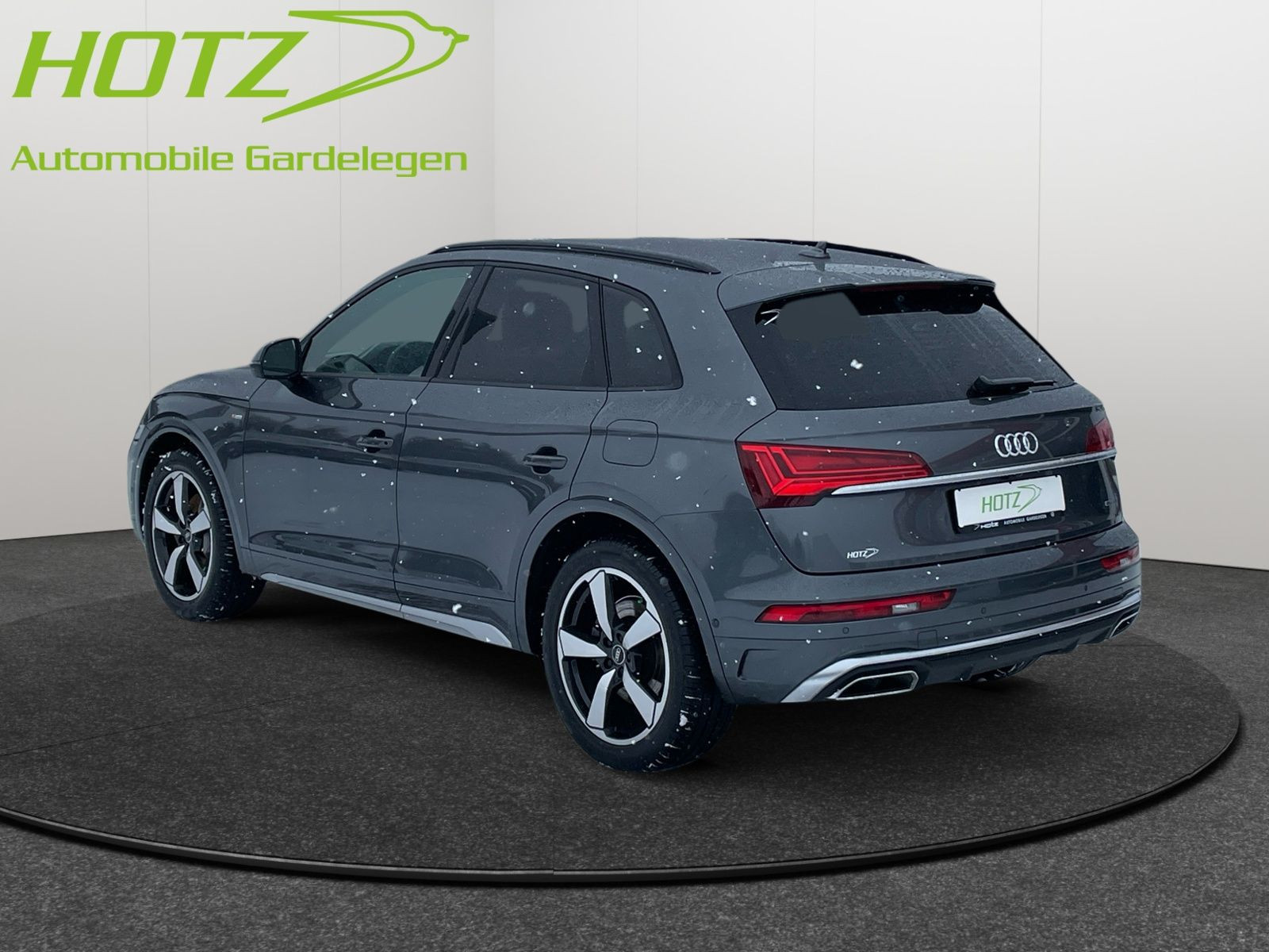 Audi - Q5_4