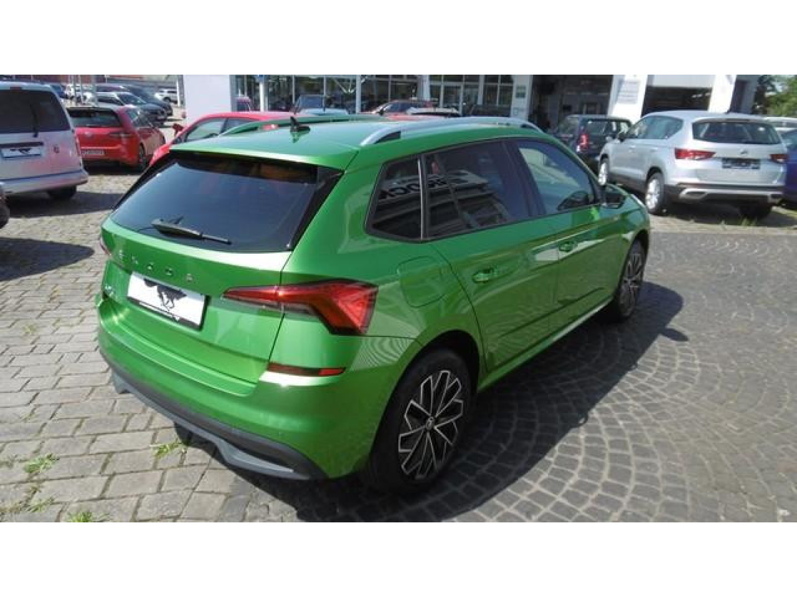 diagonalansicht-hinten-aussen