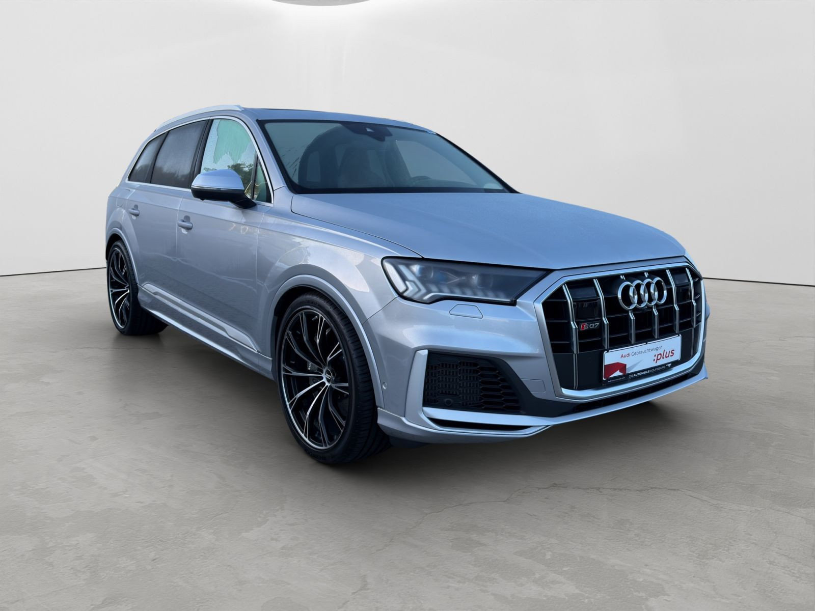 Audi - SQ7_8