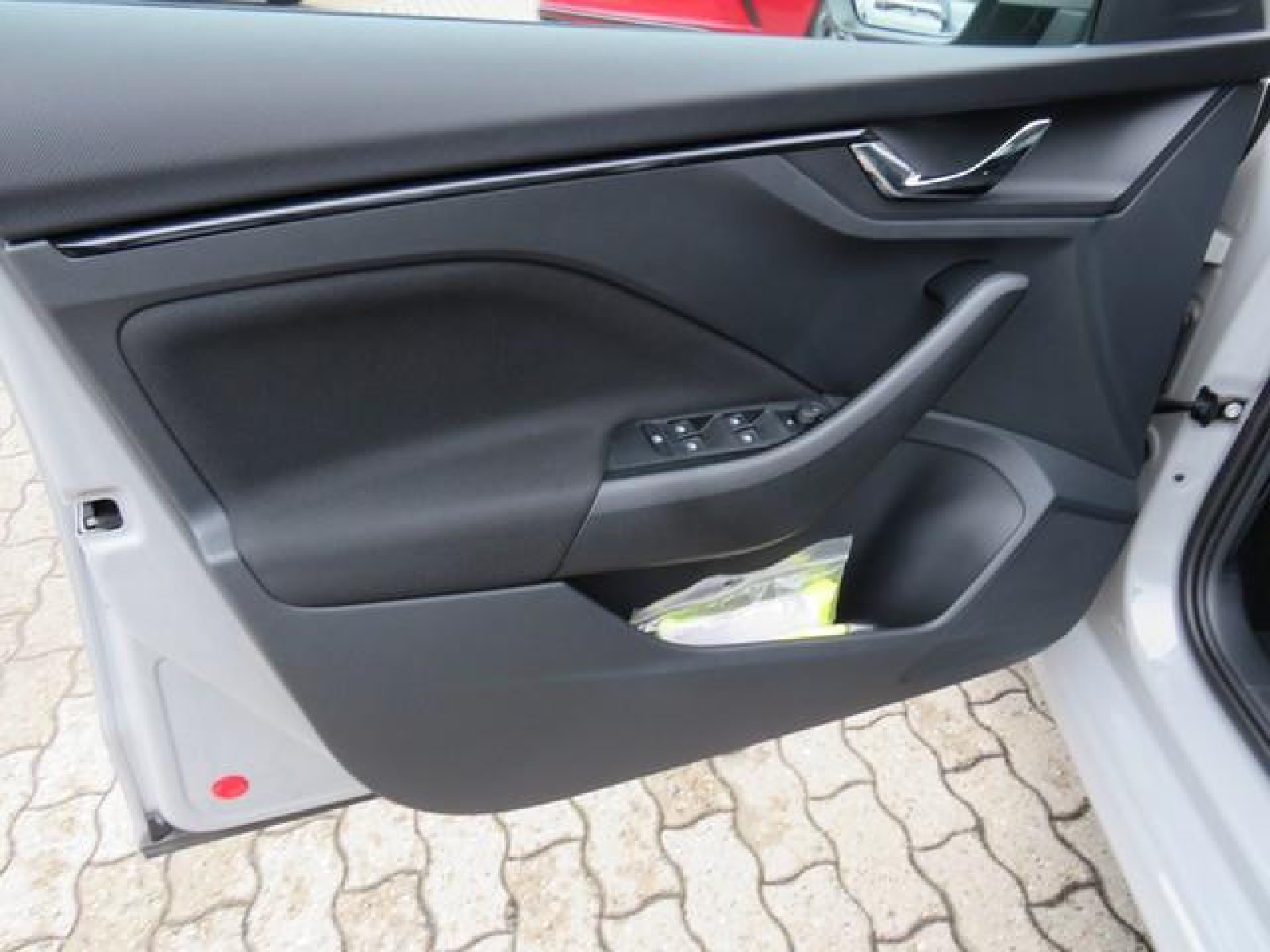 Fahrzeugbild_13
