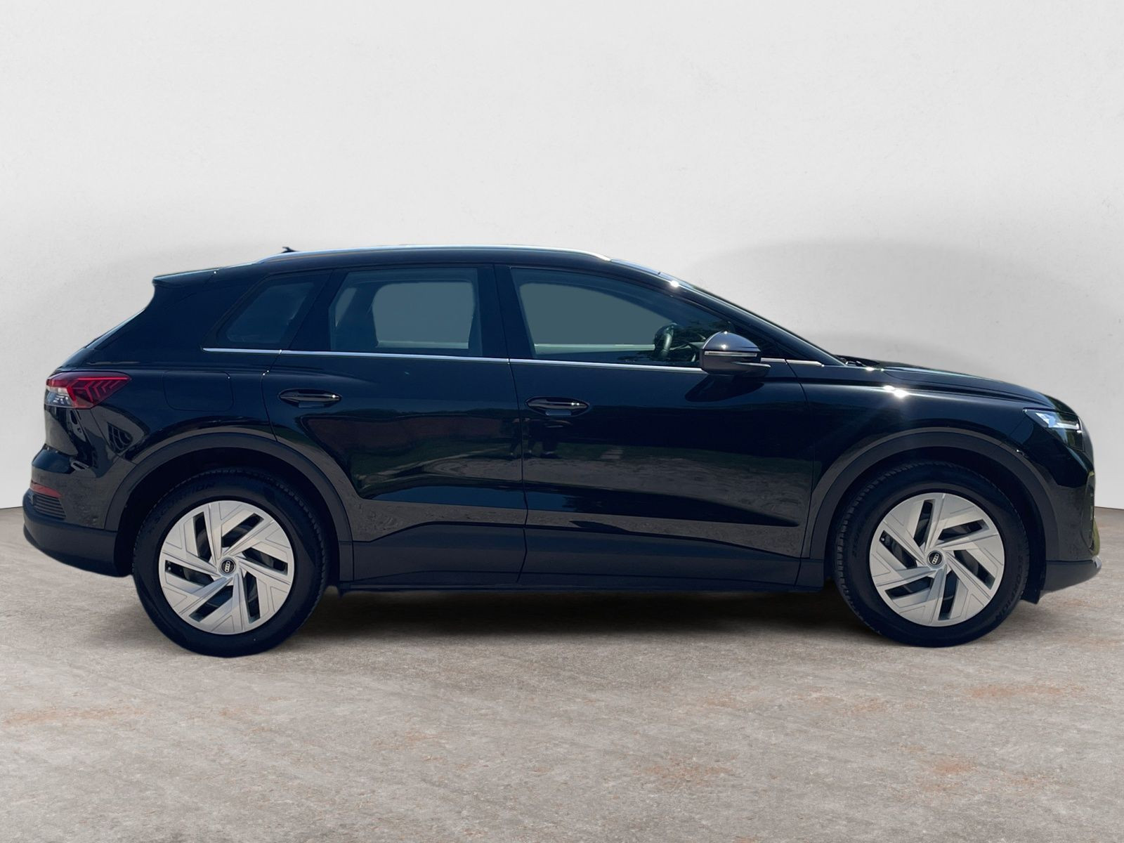 Audi - Q4 e-tron_8