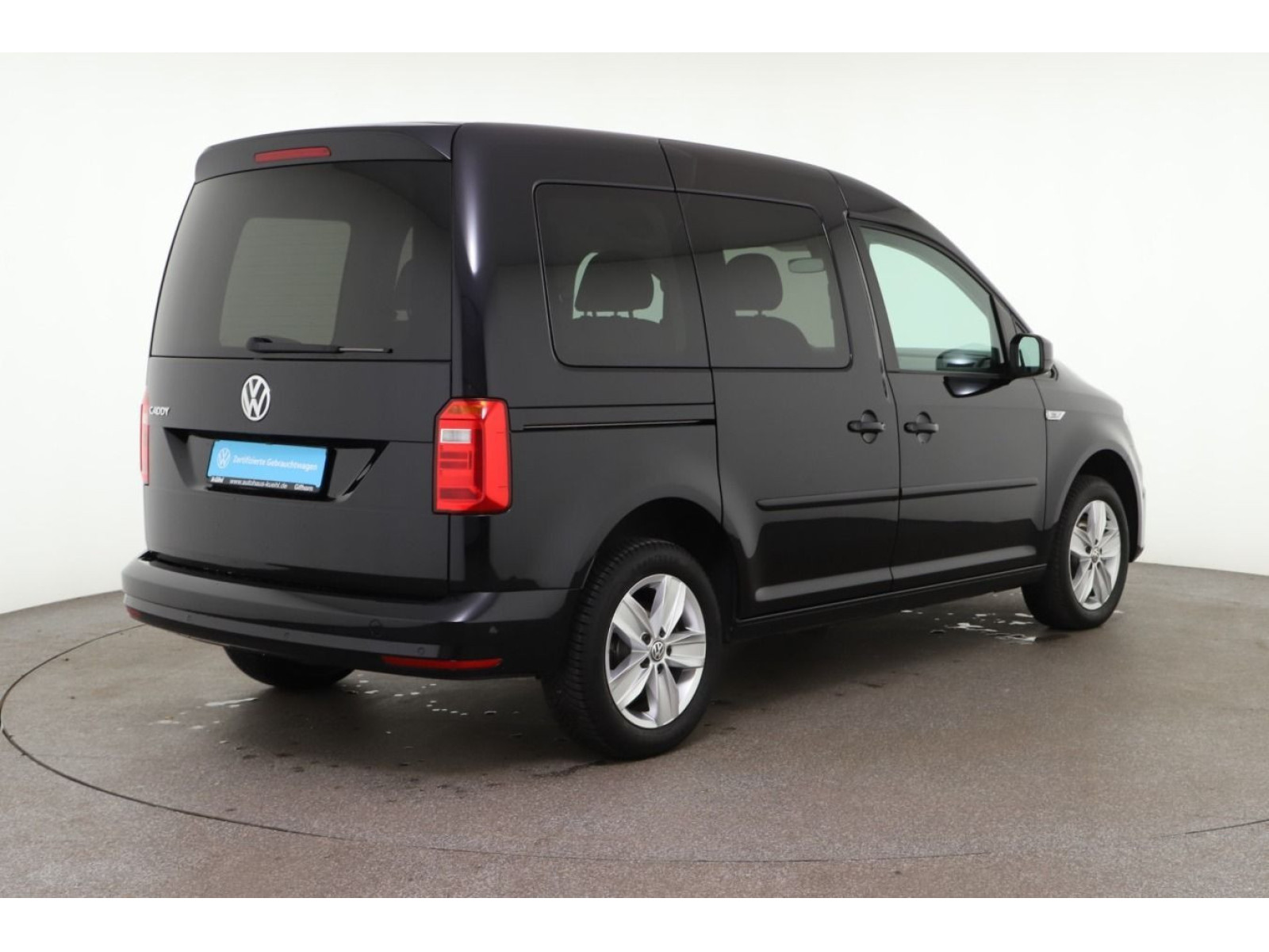 diagonalansicht-hinten-aussen