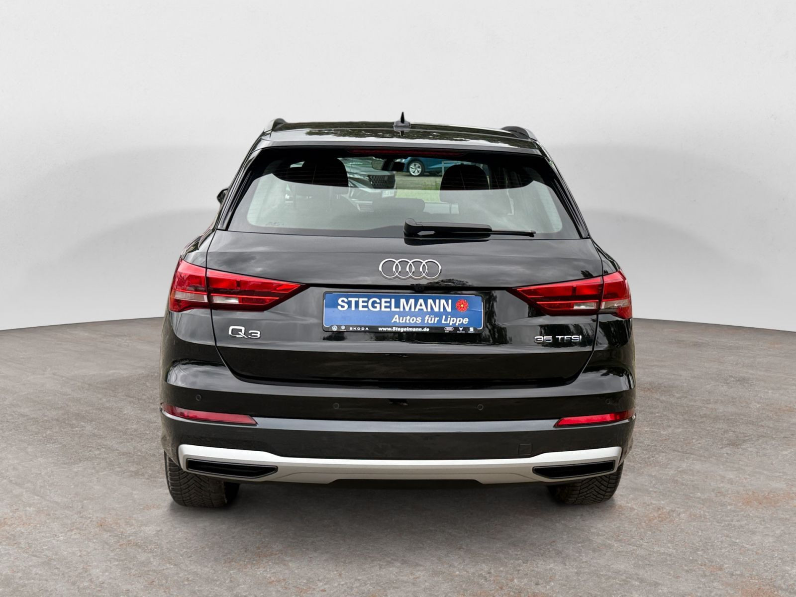 Audi - Q3_7