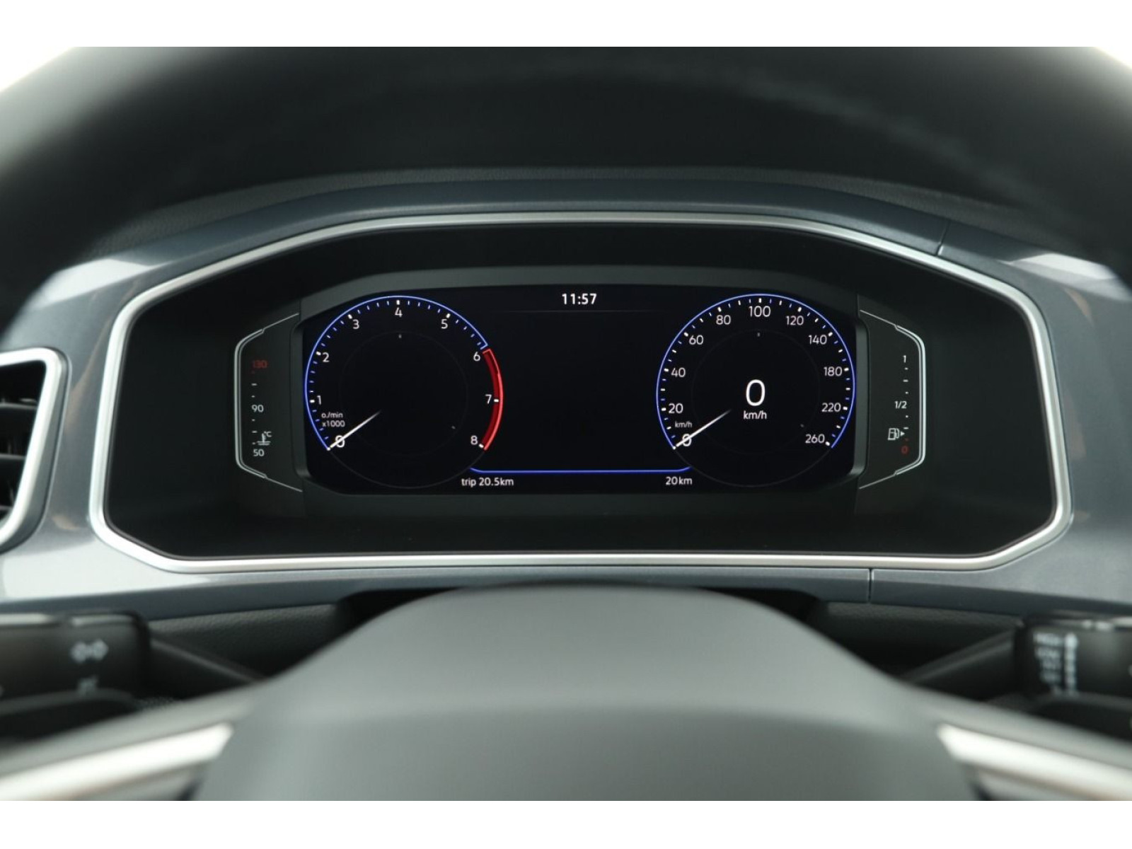 Volkswagen - T-Roc_9