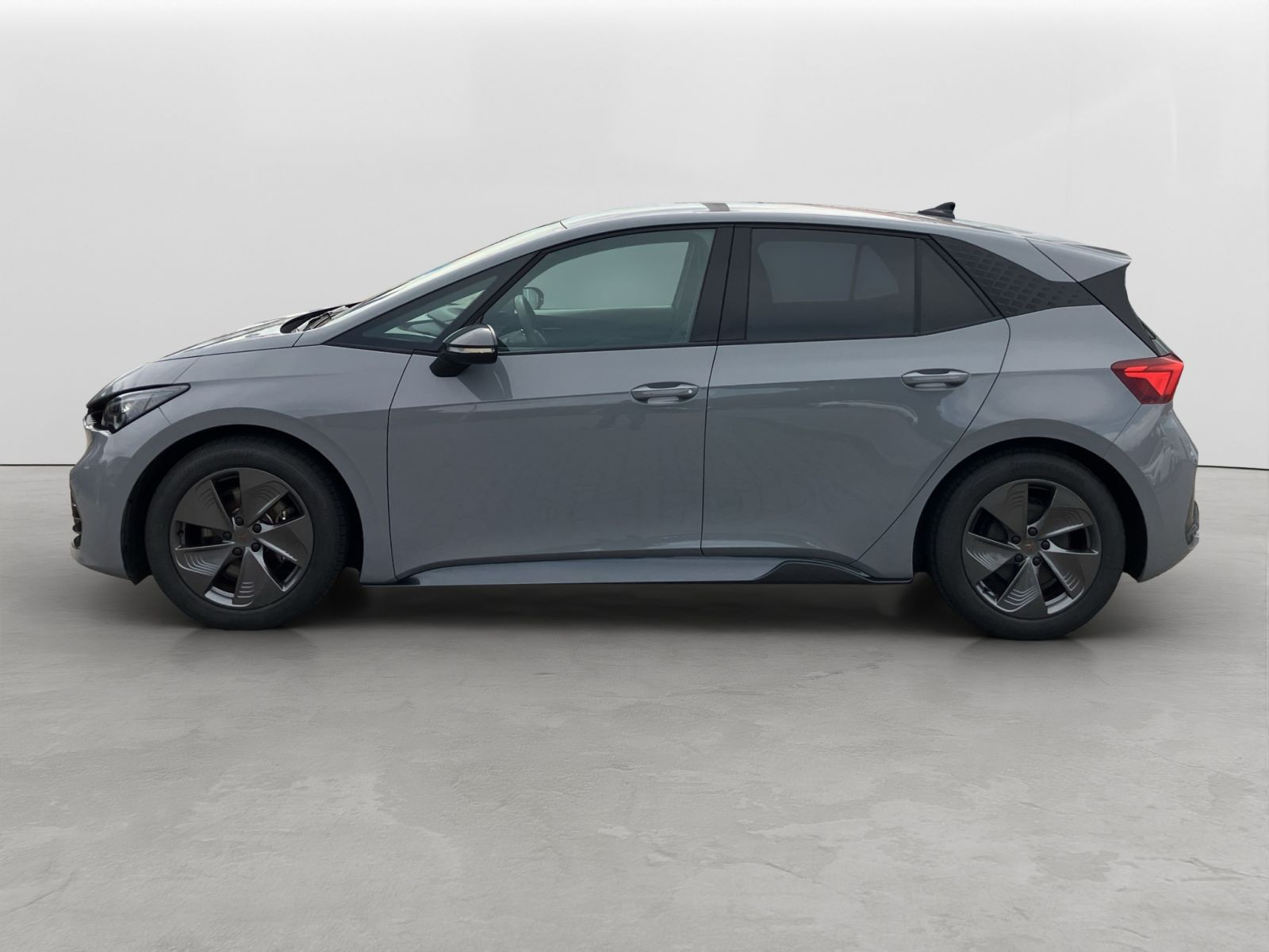 Cupra - Born_3