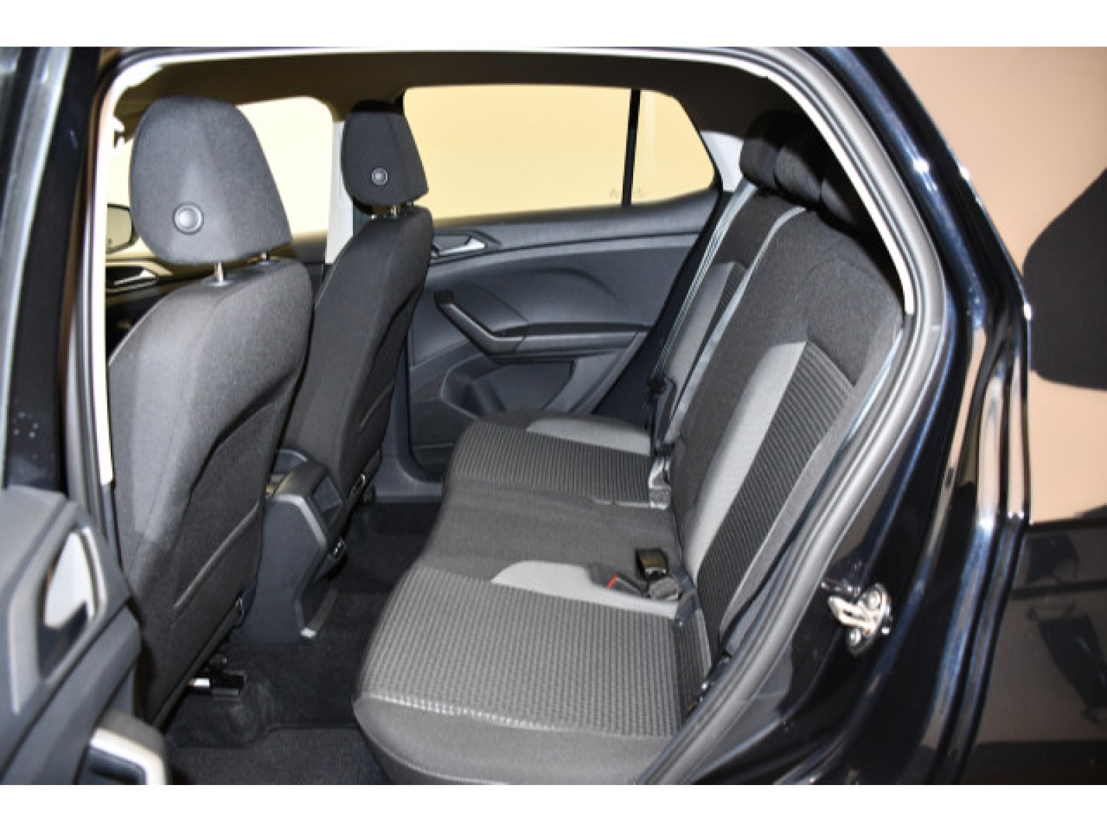 Volkswagen - T-Cross_8