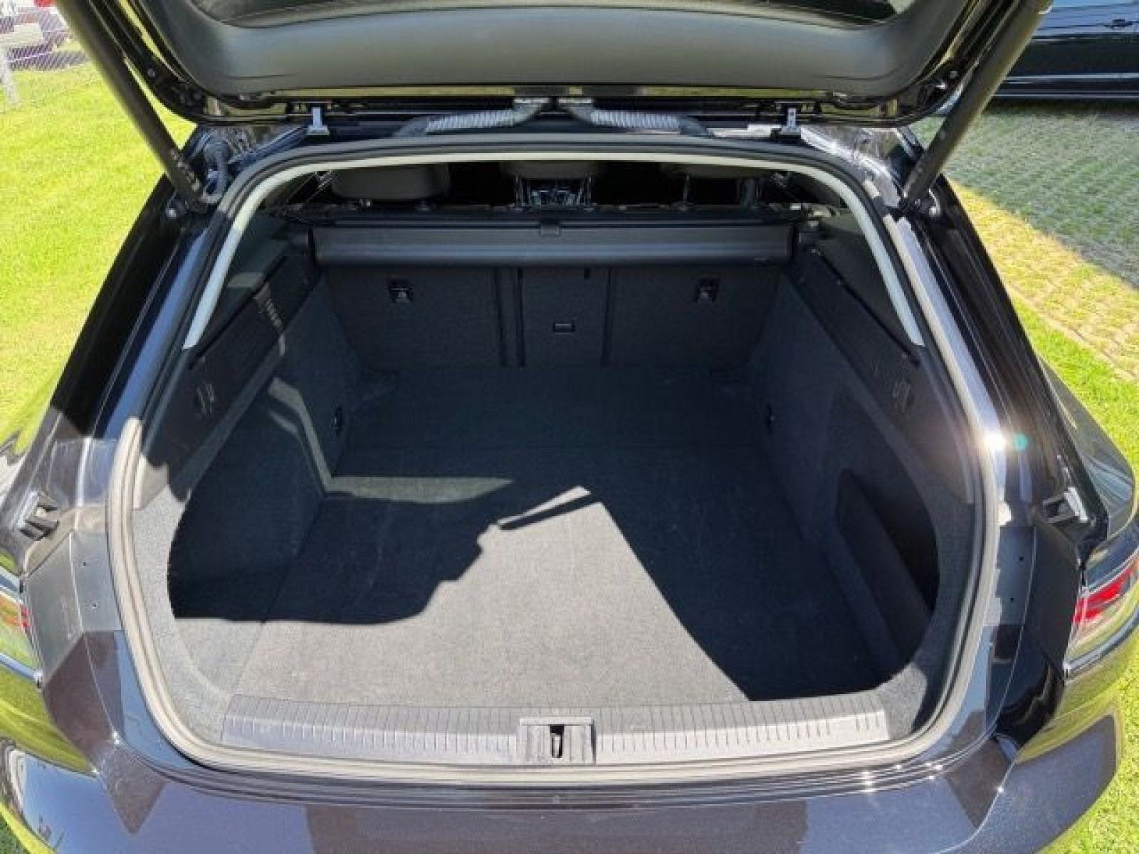 Volkswagen - Arteon Shooting Brake_16