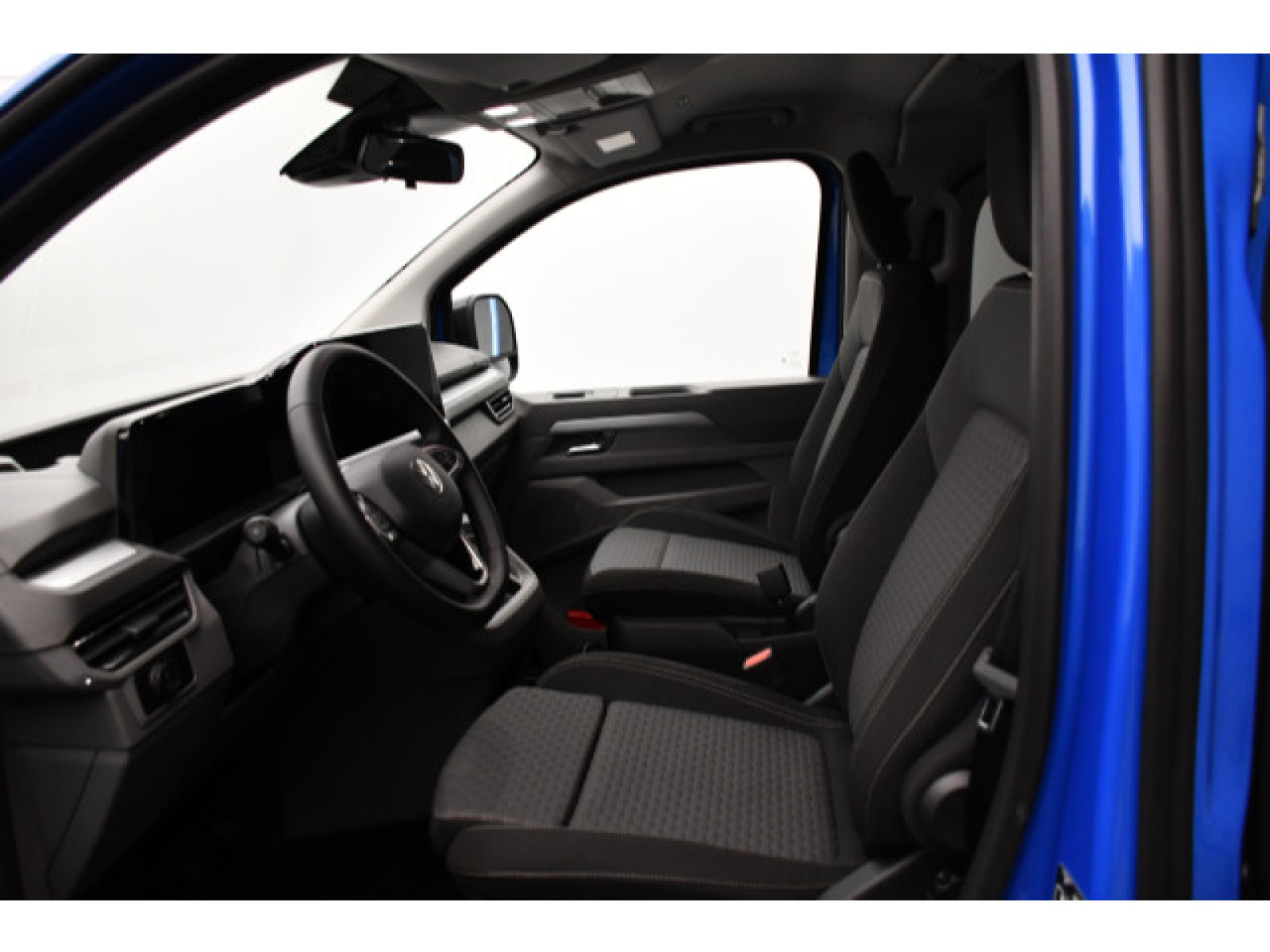 Volkswagen - T7 Caravelle_5