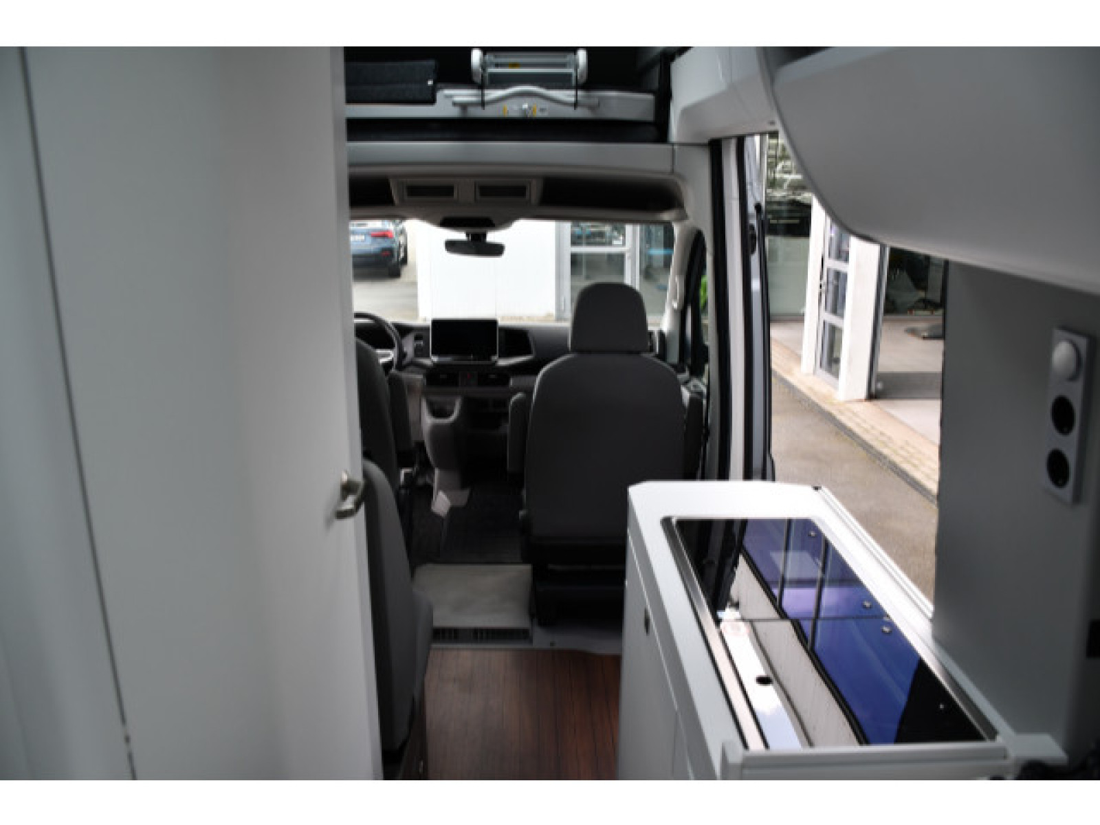 Volkswagen - Grand California 600_15