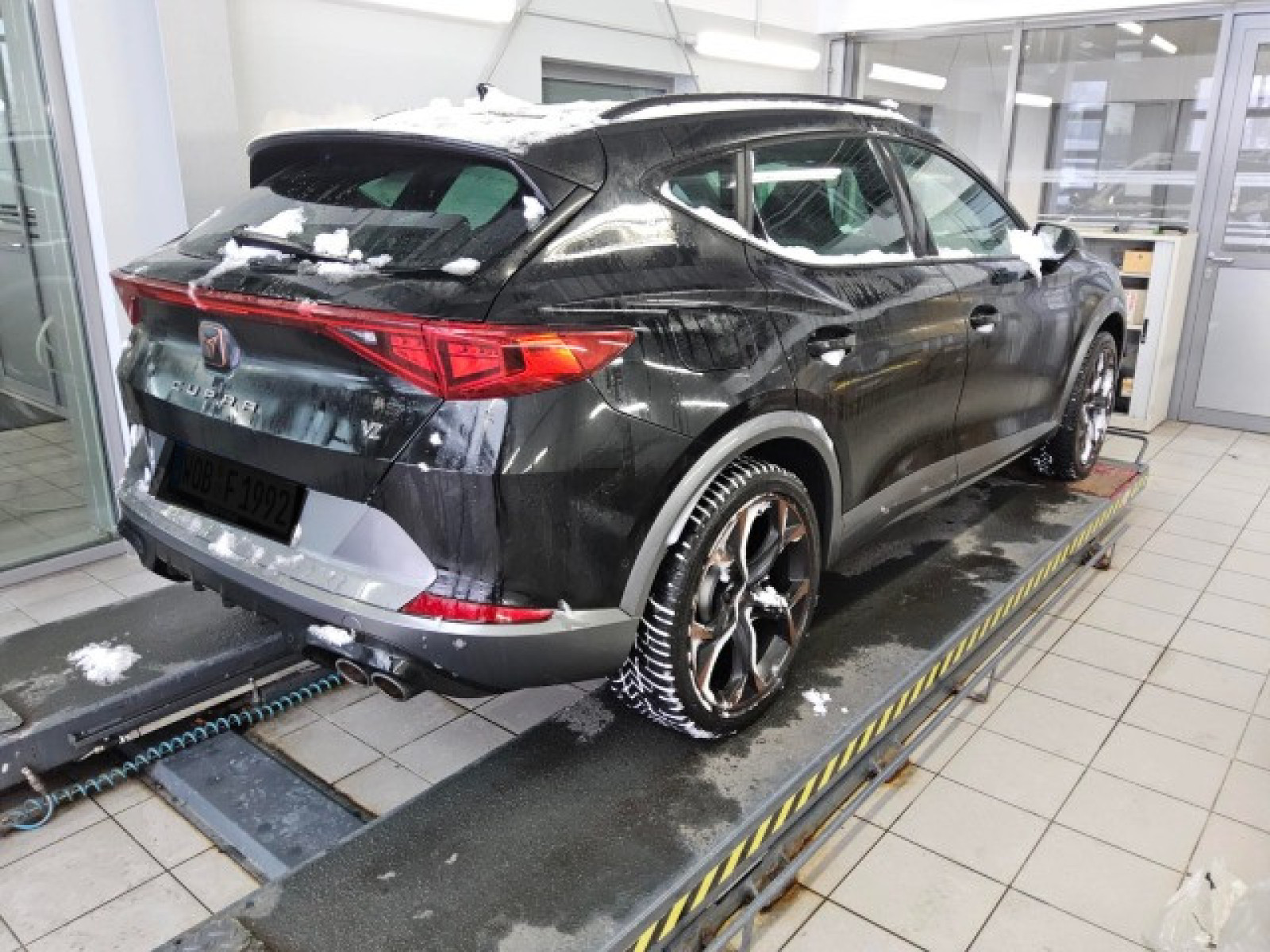 diagonalansicht-hinten-aussen