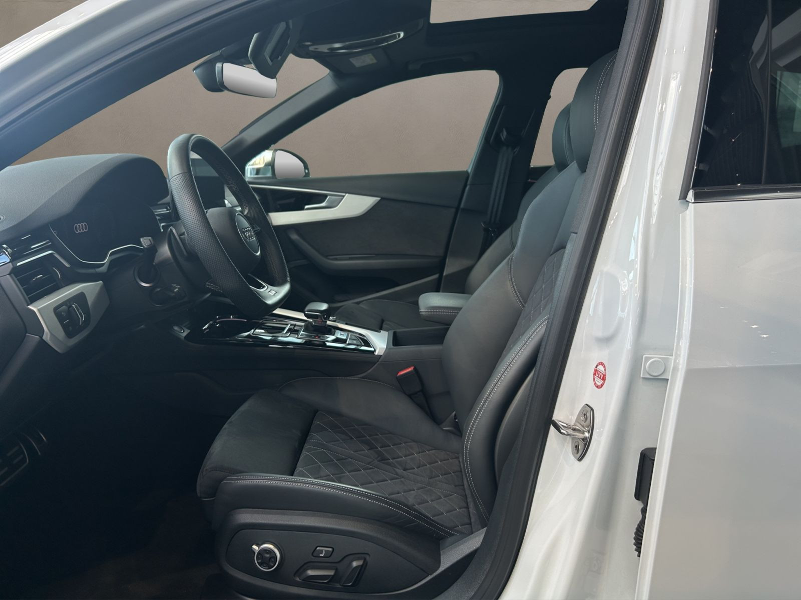 Audi - S4 Avant_5