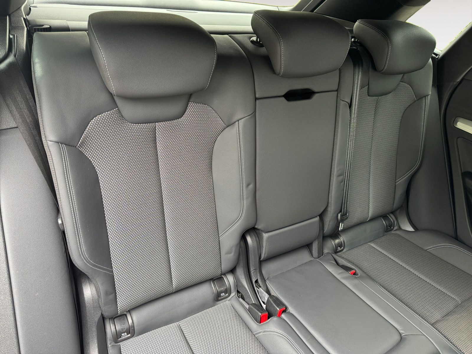 Audi - Q5_14